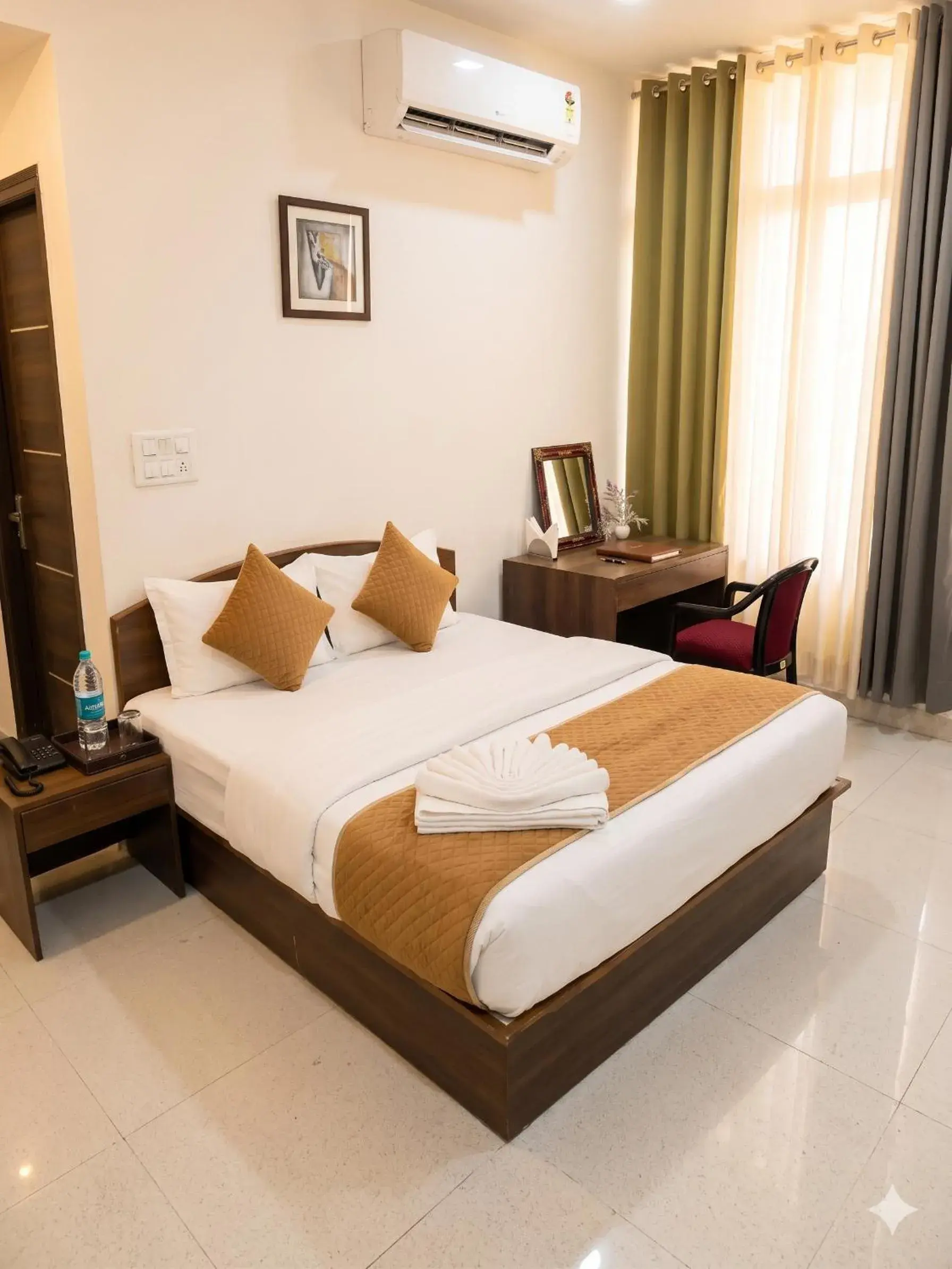 Deluxe Room in Virasat Vistar Gateway Deluxe Room in Virasat Vistar Gateway
