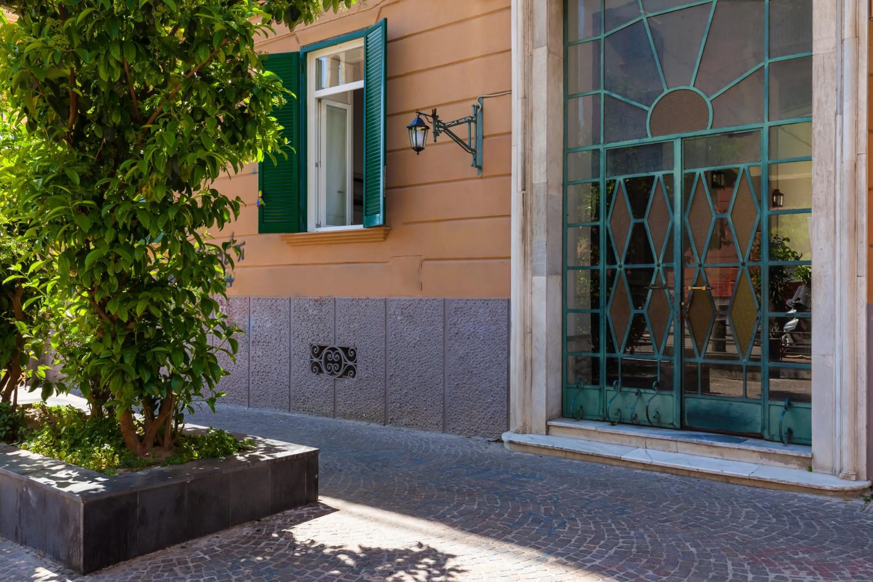 Facade/entrance in At Home Lettieri