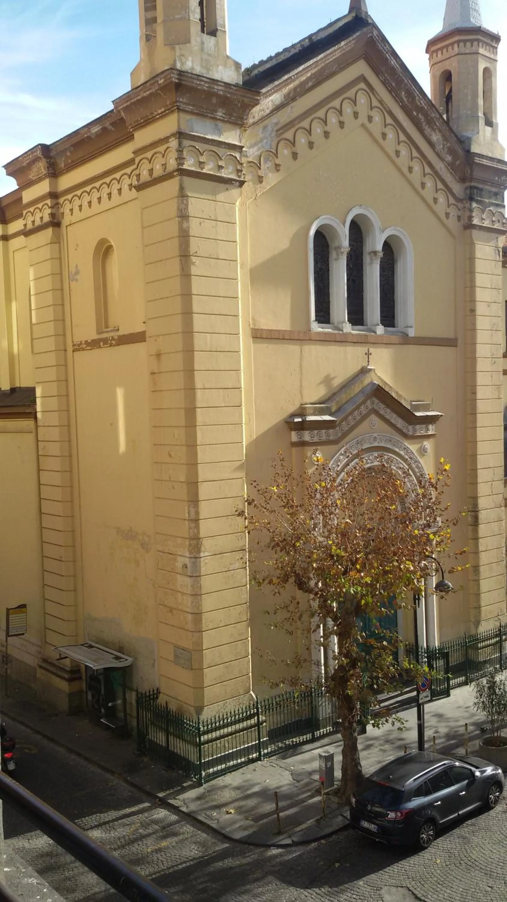 Property building in At Home Lettieri