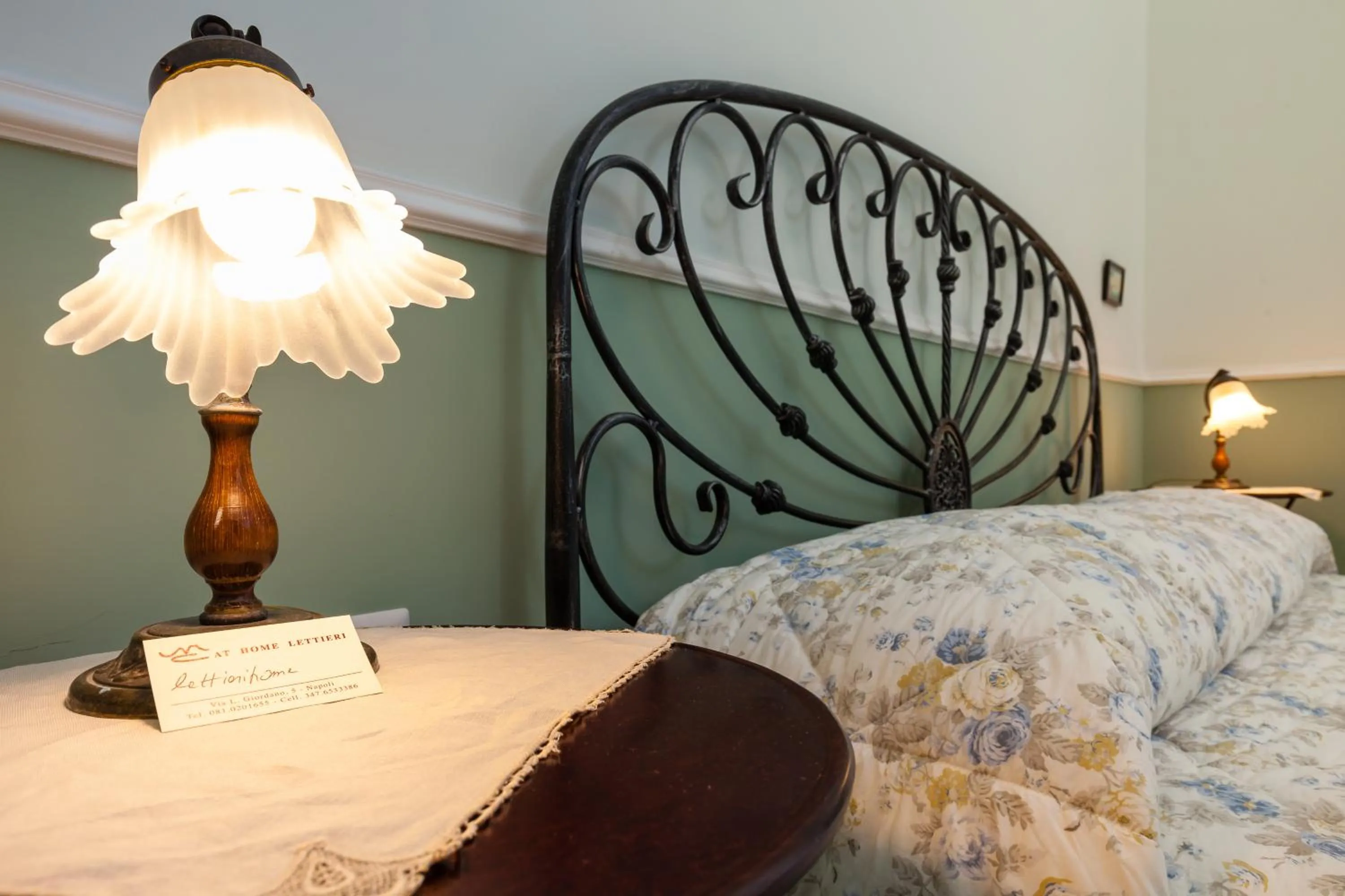 Bed in At Home Lettieri