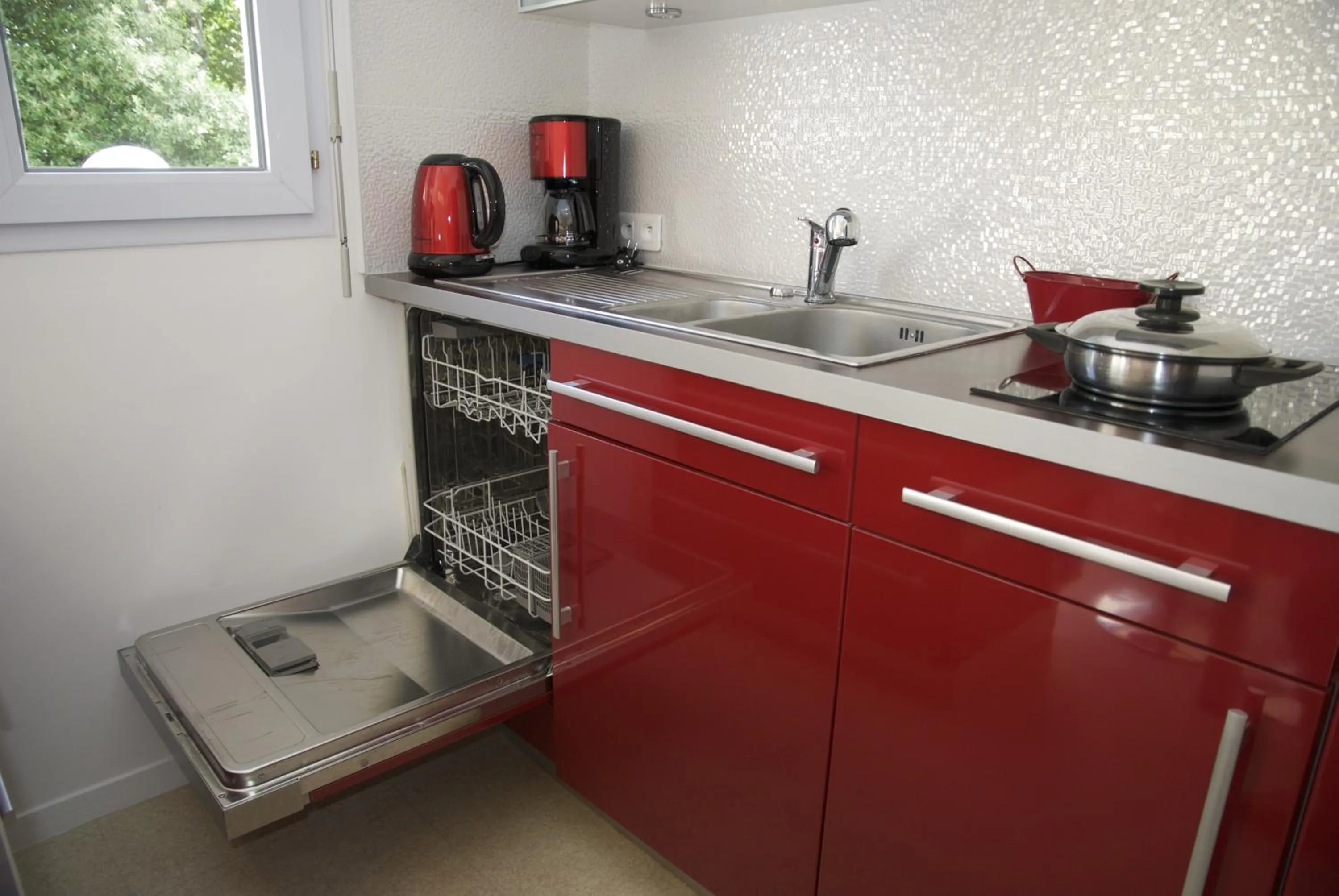 Coffee/tea facilities in Gîte La Terrasse Du Verger