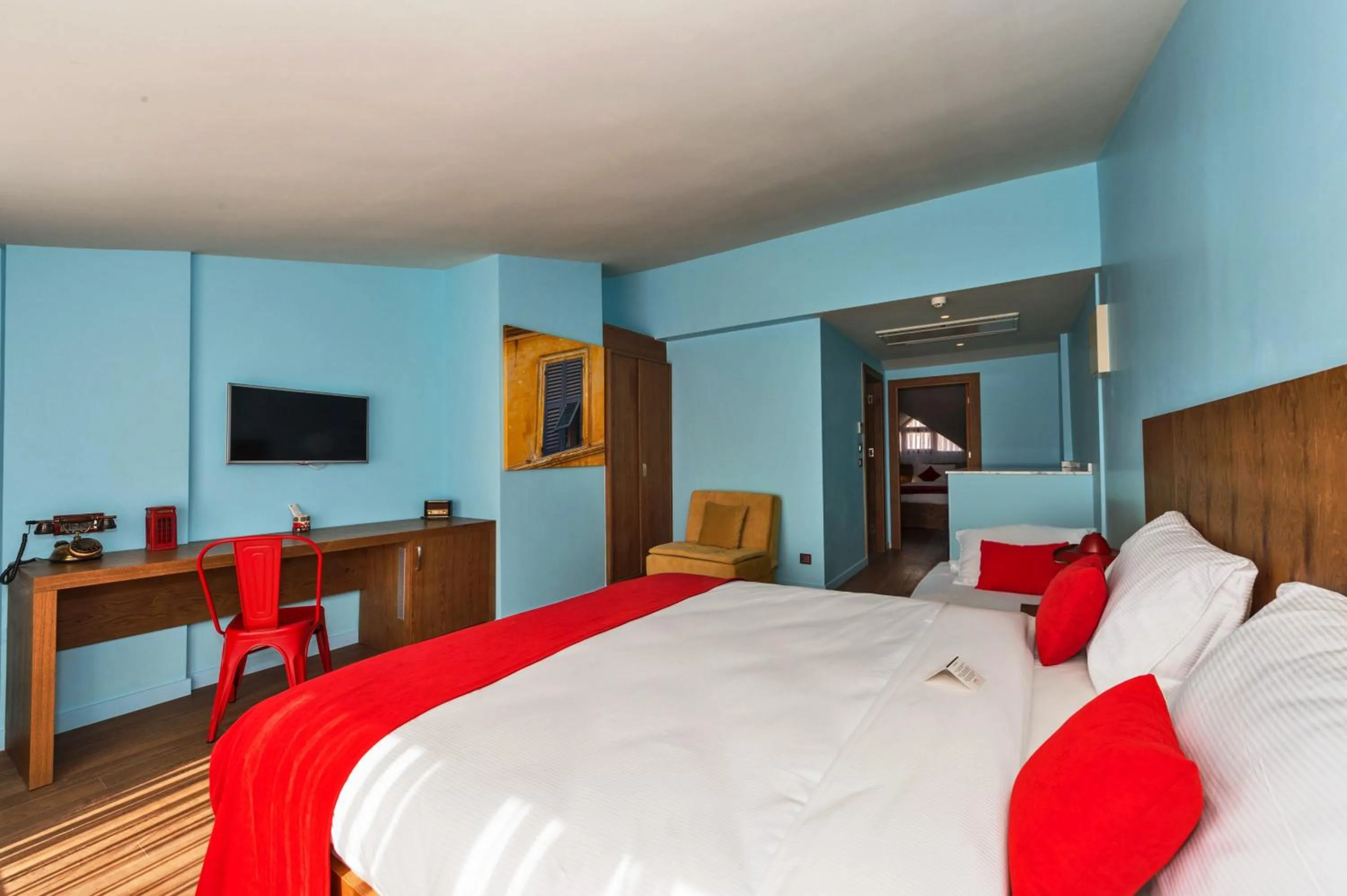 Communal lounge/ TV room, Bed in Taksim Istanbul Nis Hotel - Istiklal Street