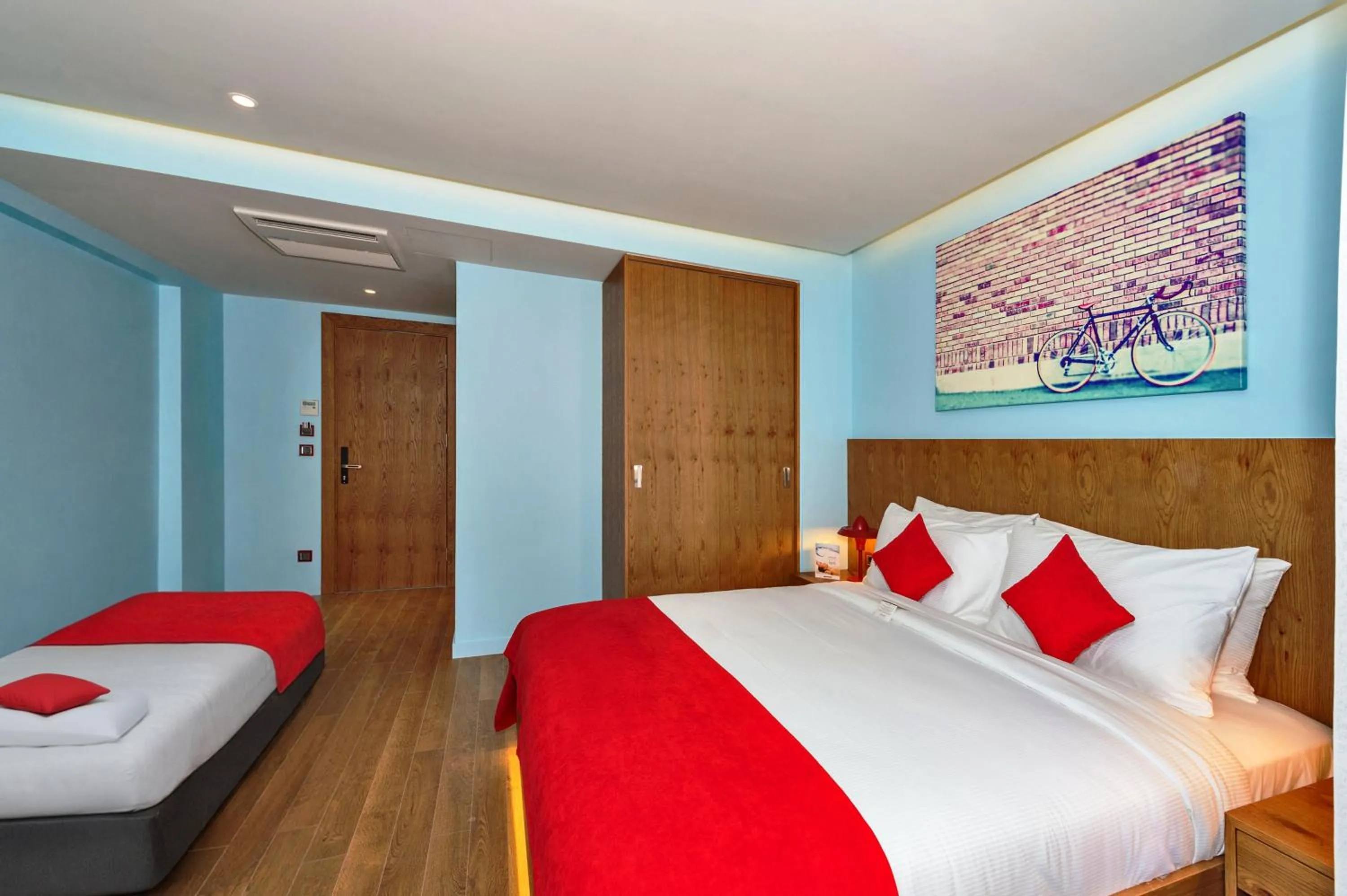 Bed in Taksim Istanbul Nis Hotel - Istiklal Street