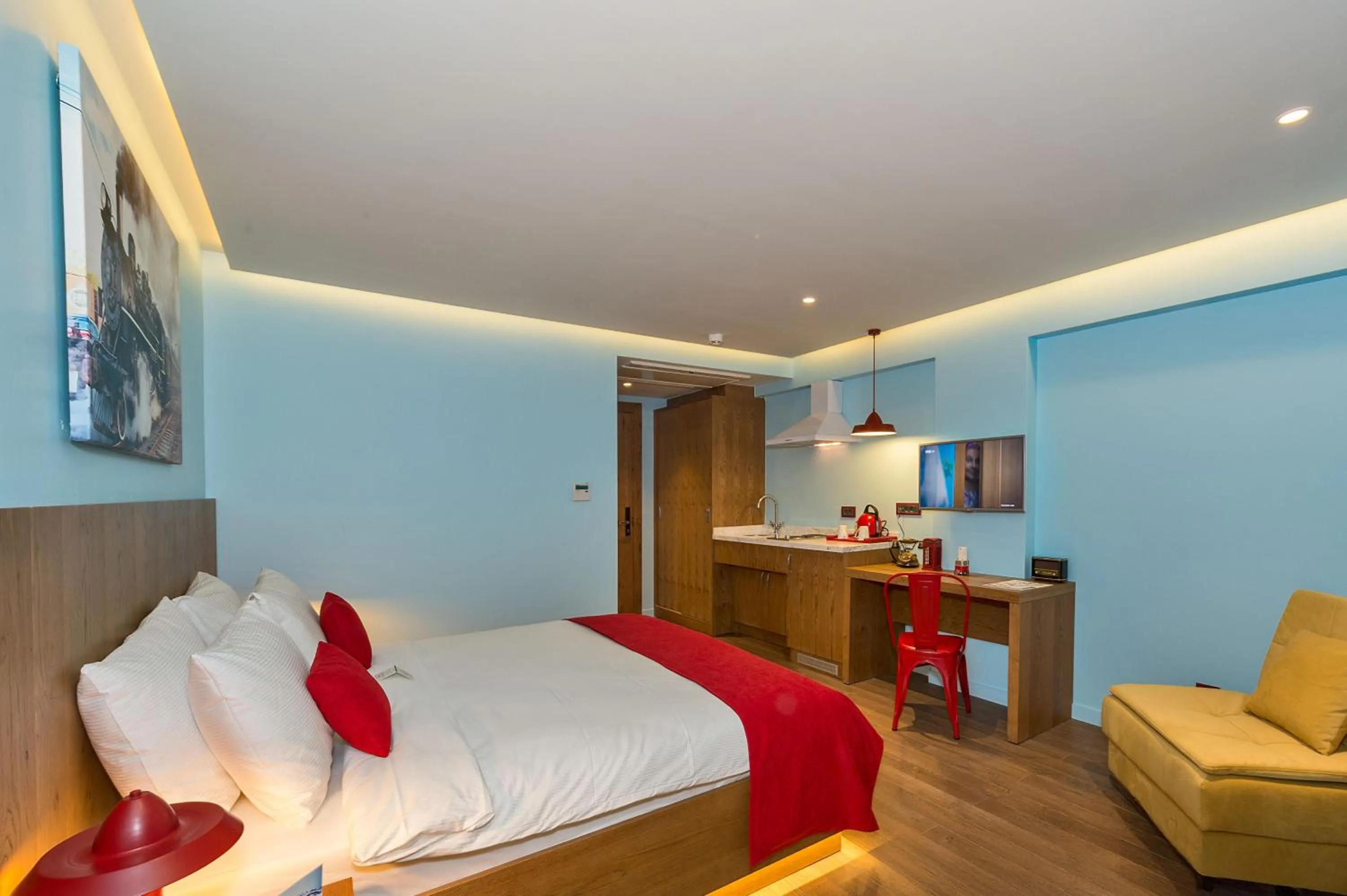 Communal lounge/ TV room, Bed in Taksim Istanbul Nis Hotel - Istiklal Street