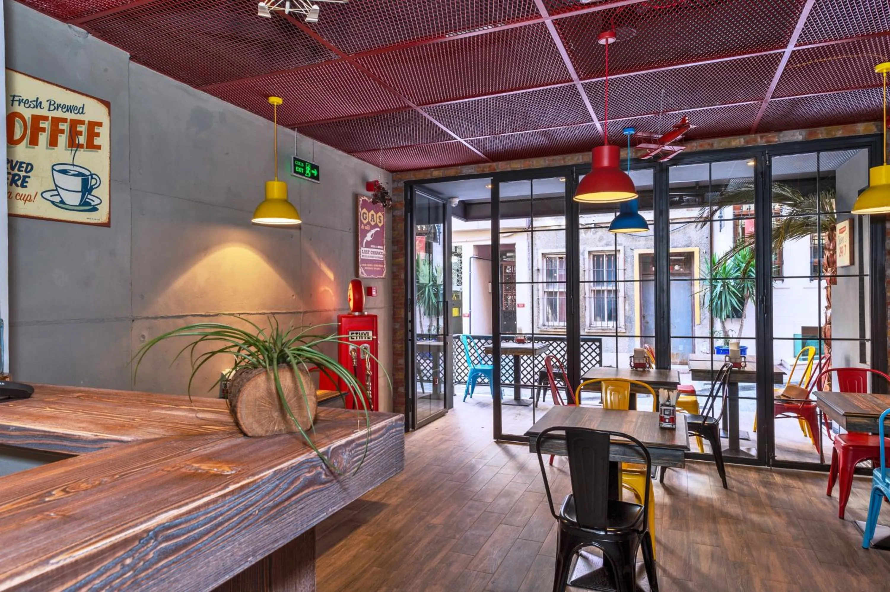 Lobby or reception in Taksim Istanbul Nis Hotel - Istiklal Street