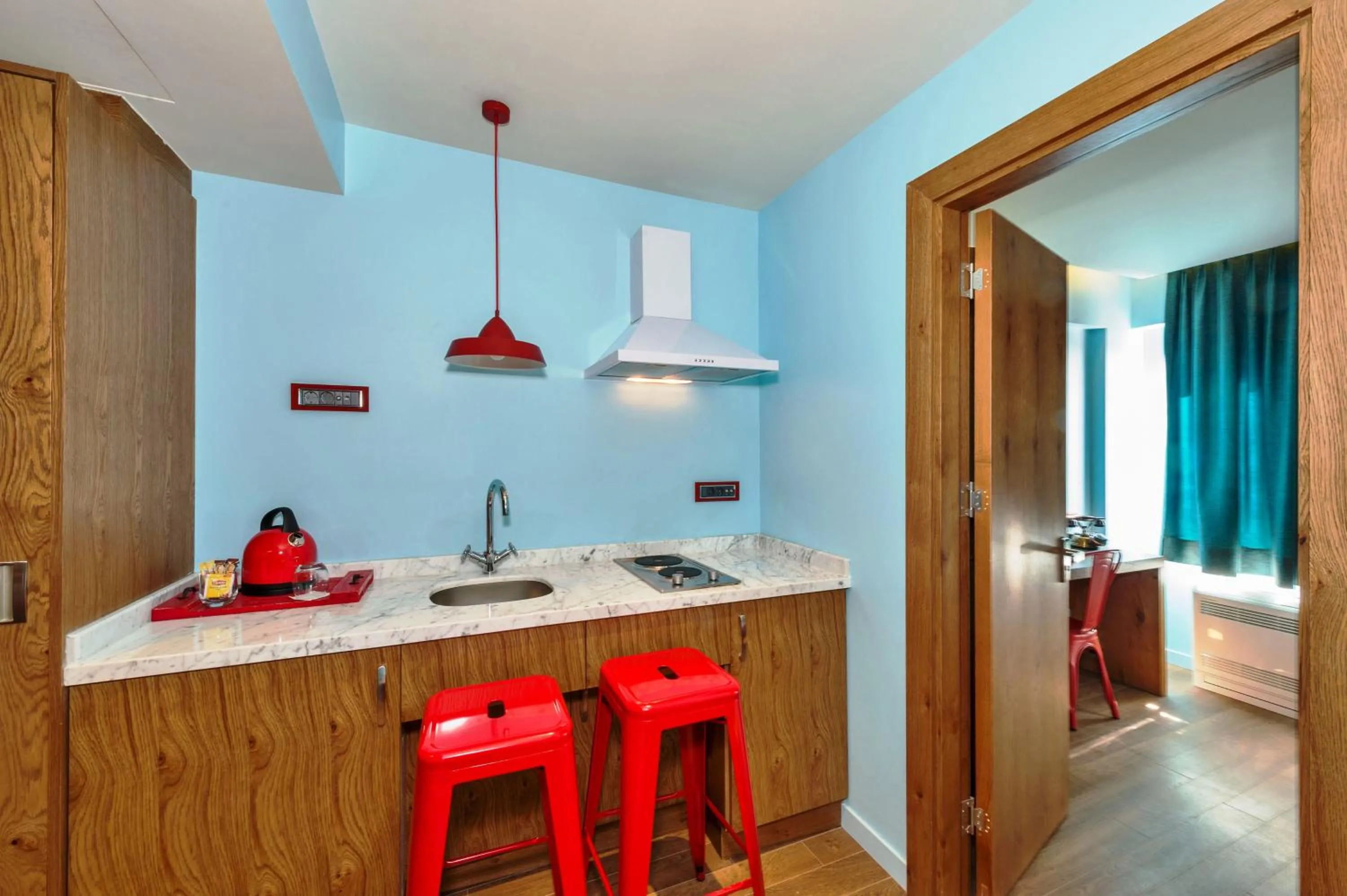 Kitchen or kitchenette in Taksim Istanbul Nis Hotel - Istiklal Street