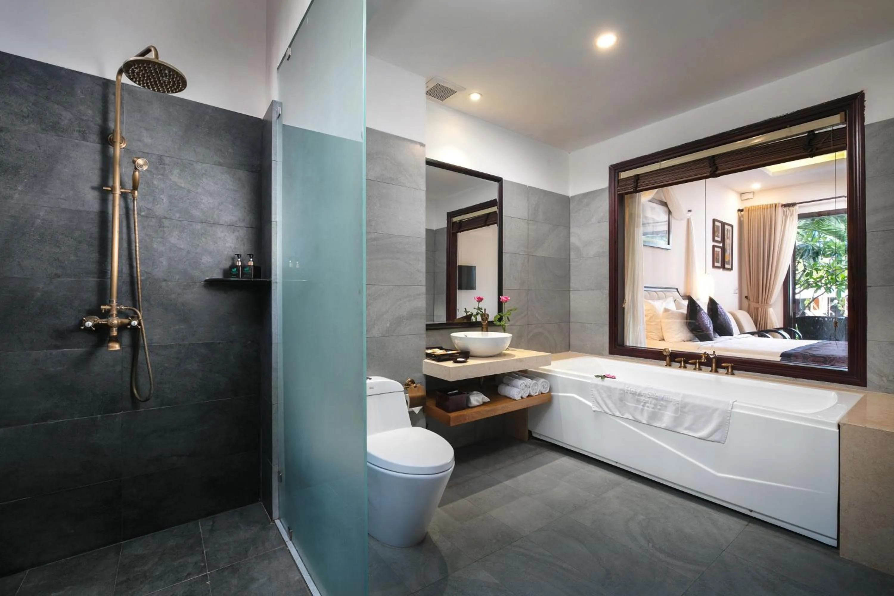 Shower in Mulberry Collection Silk Village