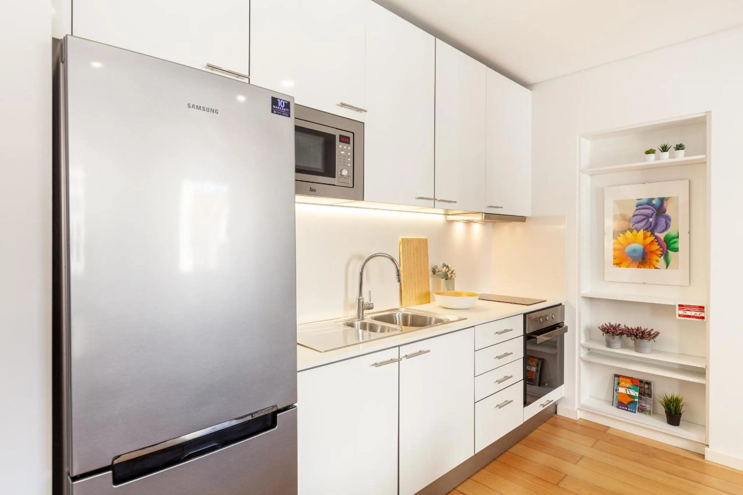 Kitchen or kitchenette in D&S - Porto Theater Apartment