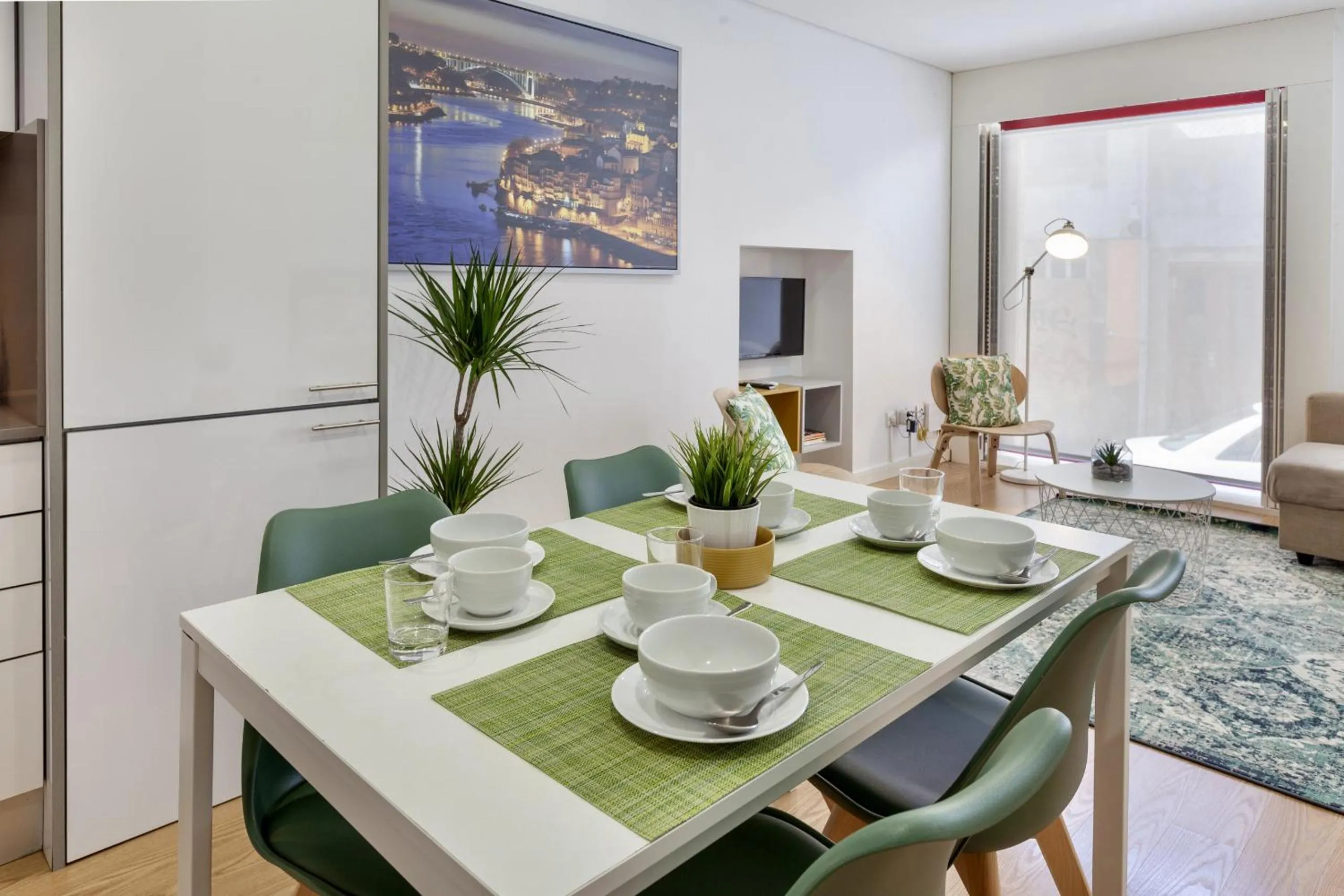 Dining area in D&S - Porto Theater Apartment