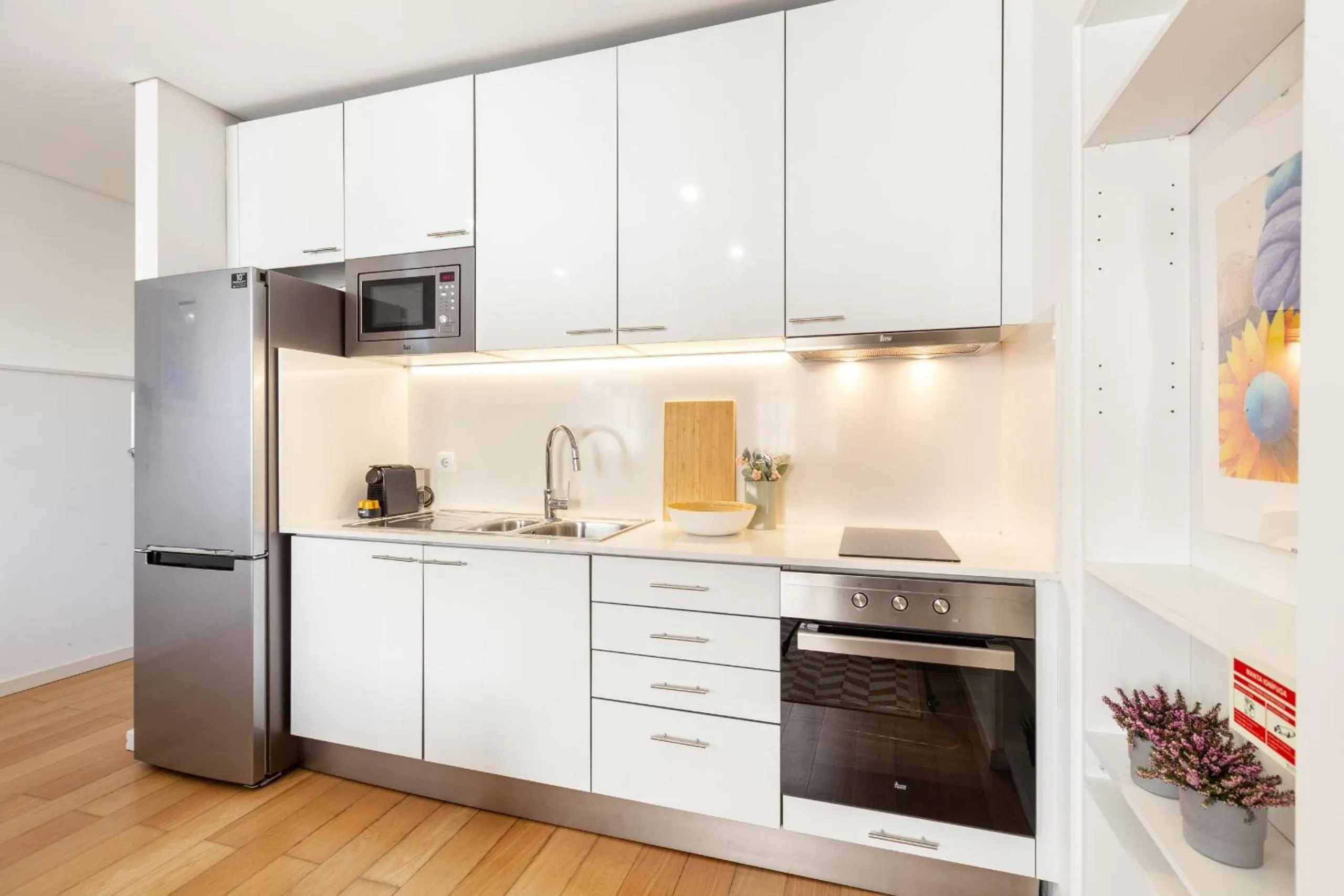 Kitchen or kitchenette in D&S - Porto Theater Apartment