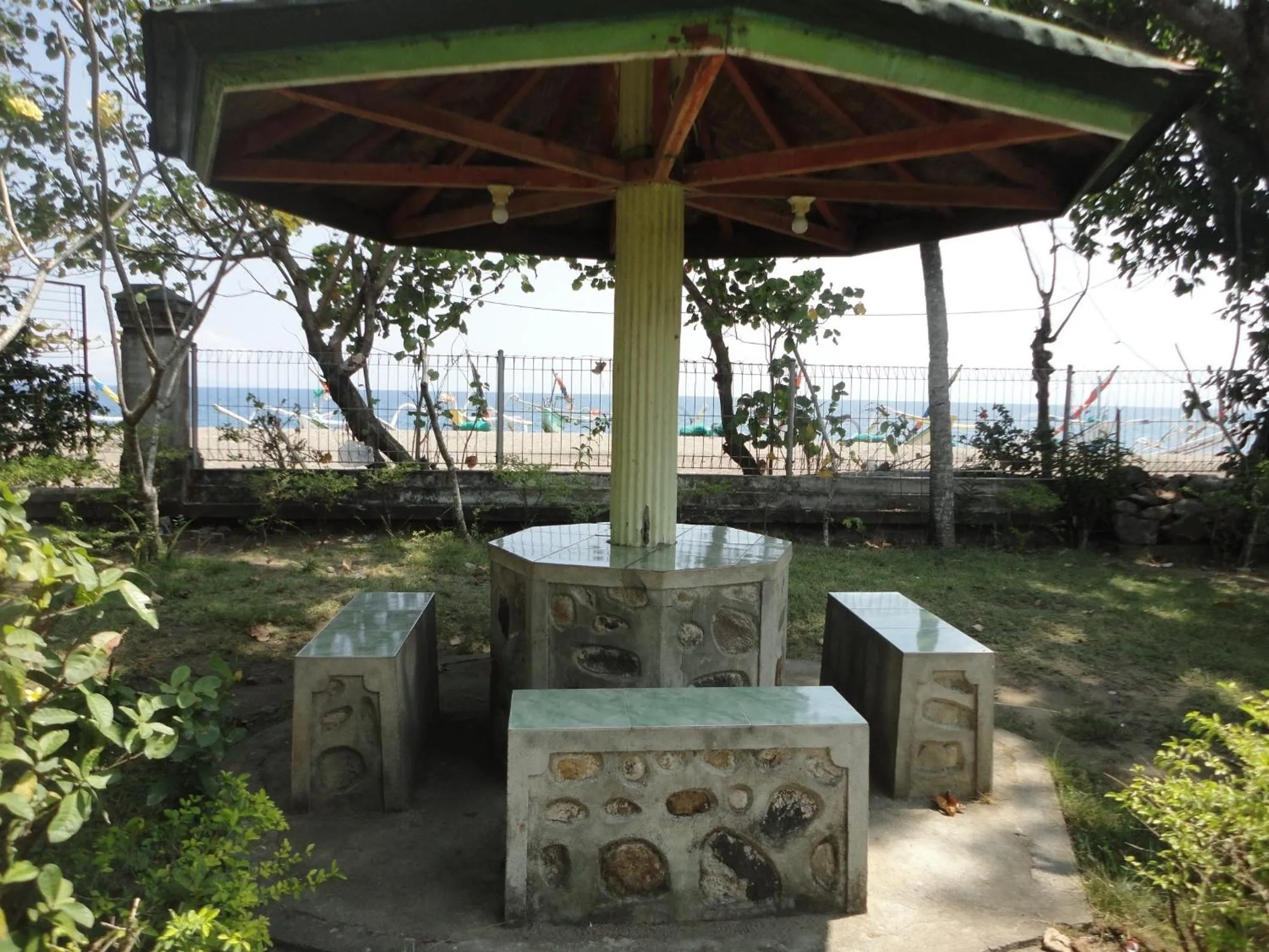 Beach in Pakuna Beach
