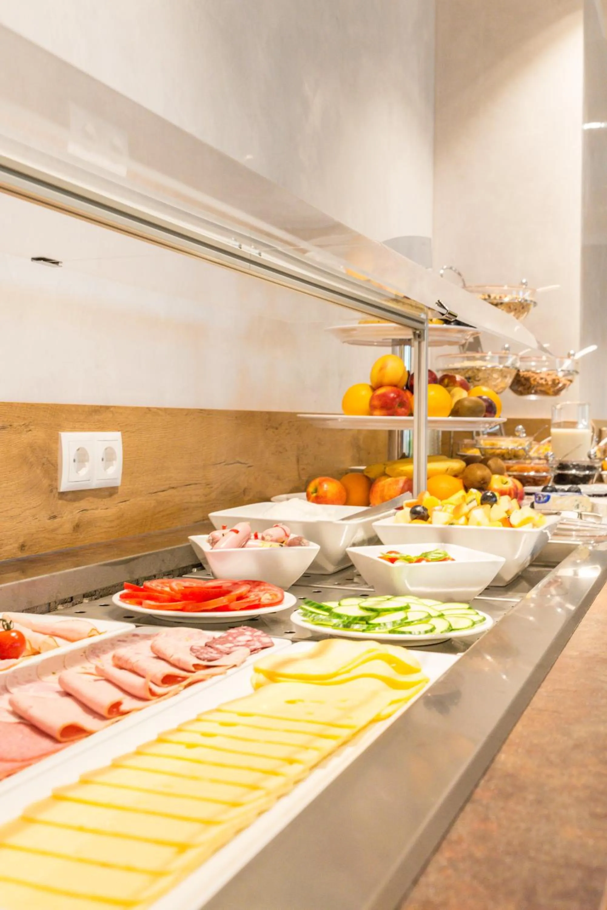 Food and drinks in Ammi Hotel Garni