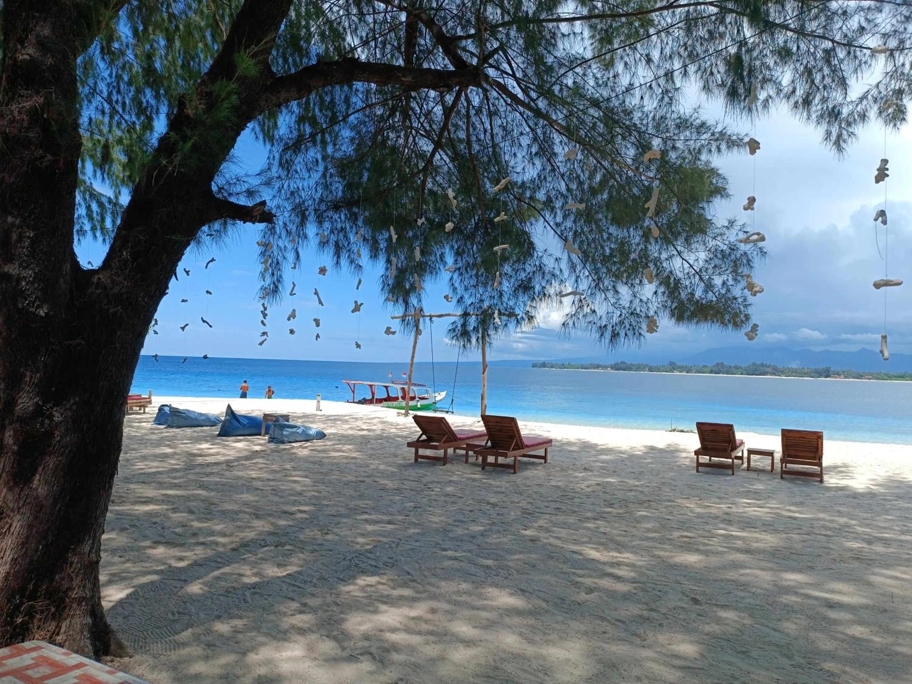 Beach in Kampung Meno Bungalows