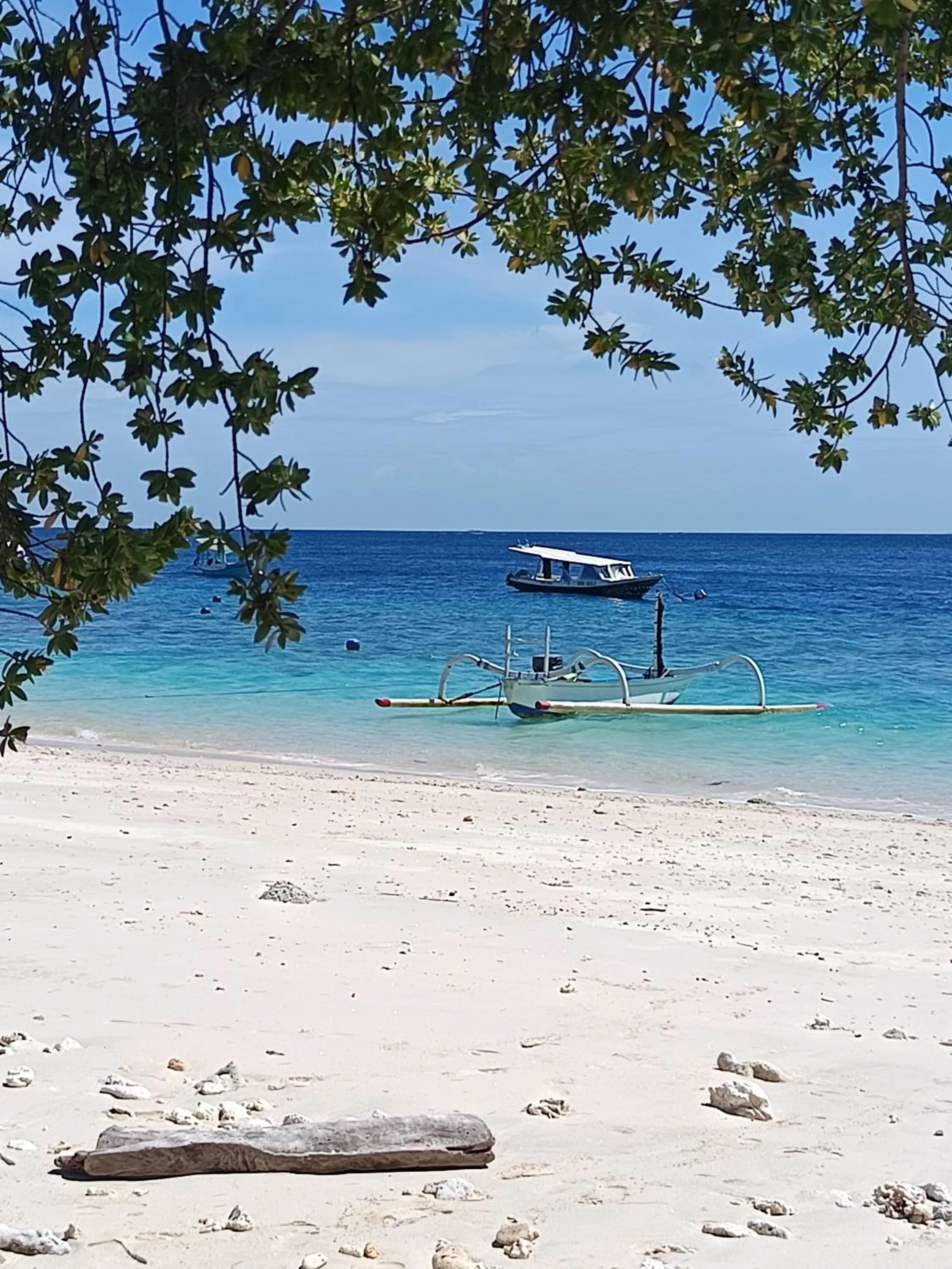 Beach in Kampung Meno Bungalows