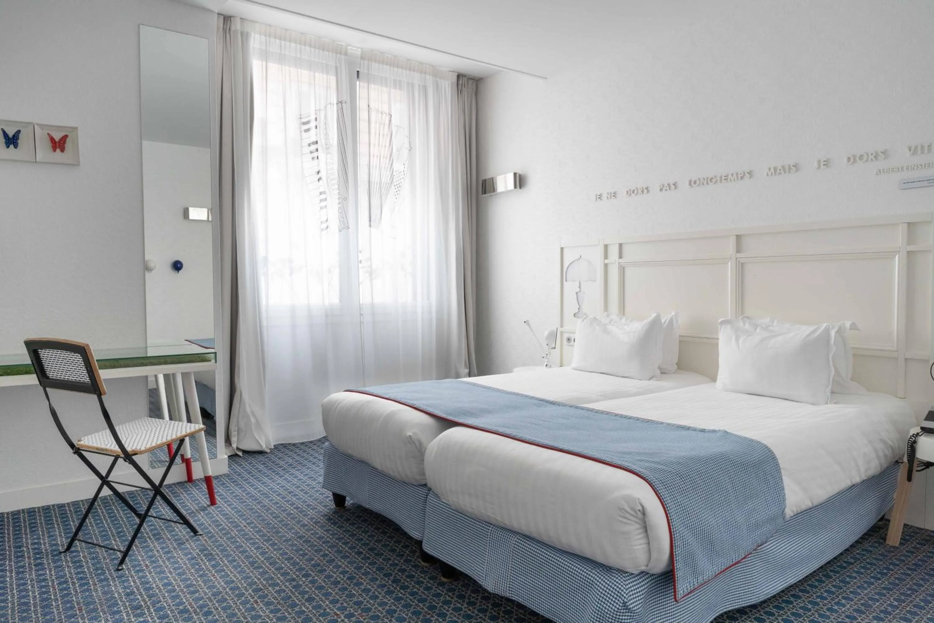 Bedroom, Bed in Hotel 34B - Astotel