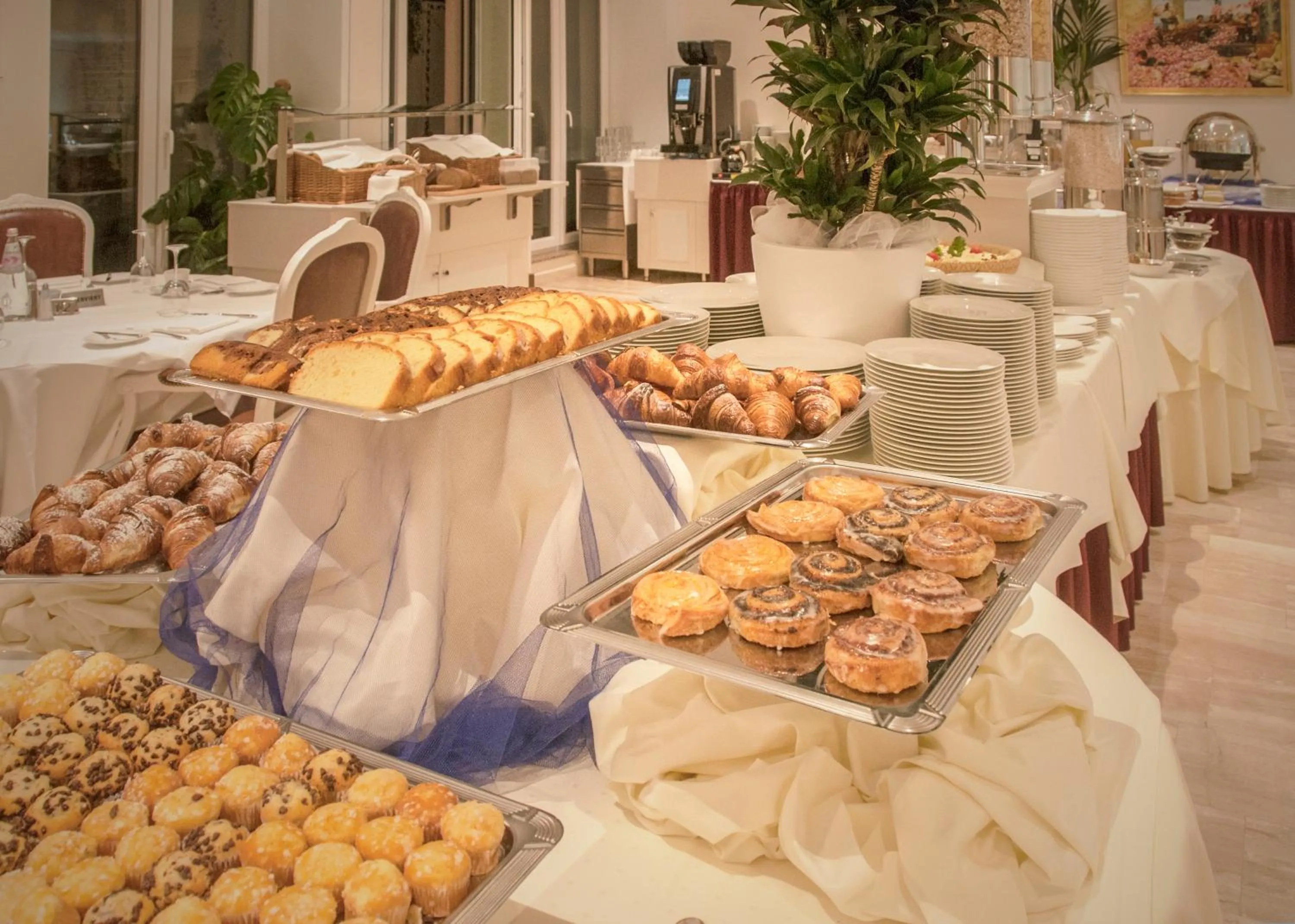 Breakfast in Grand Hotel Palladium