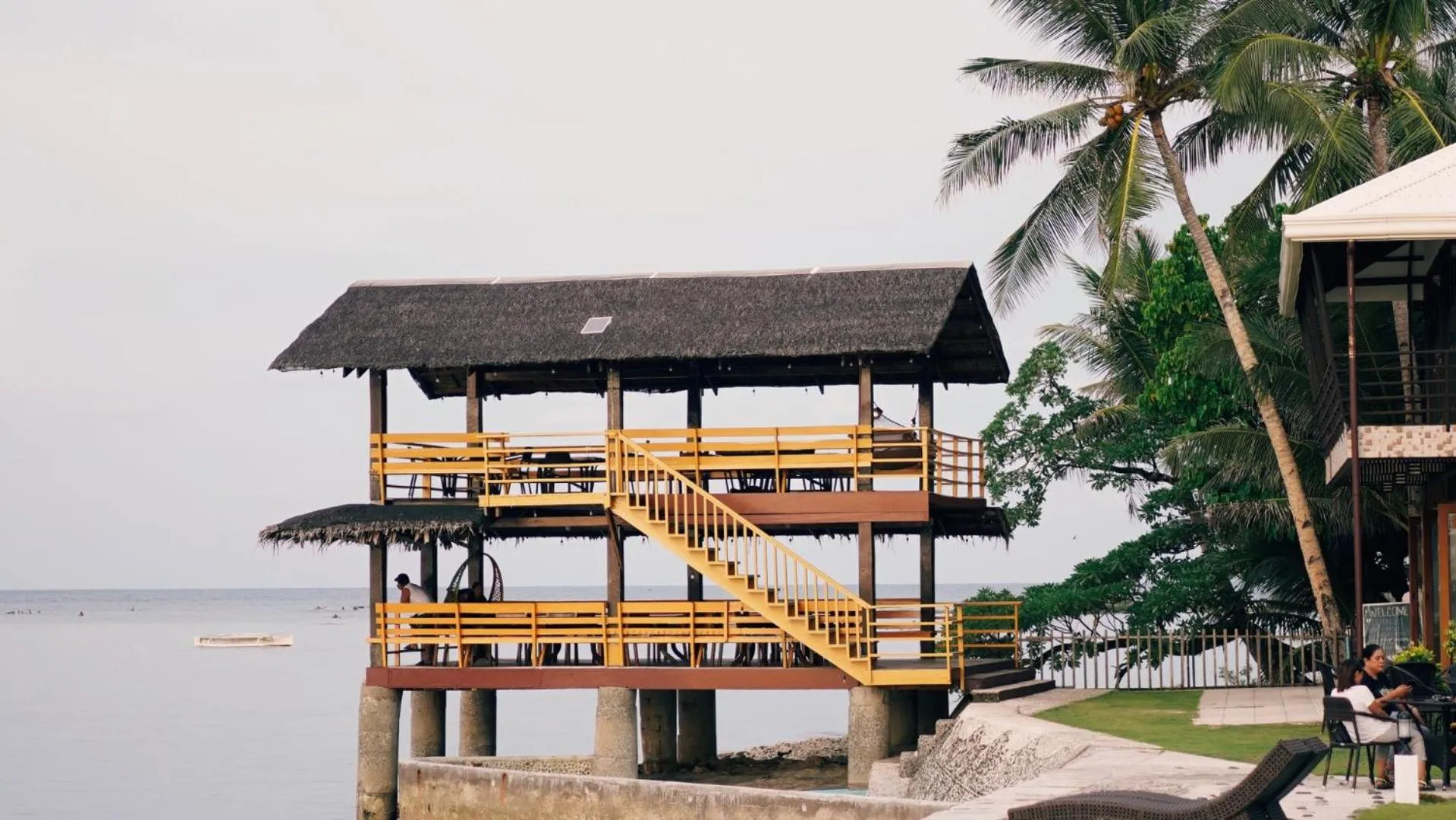 Property building in Ocean 101 Beach Resort