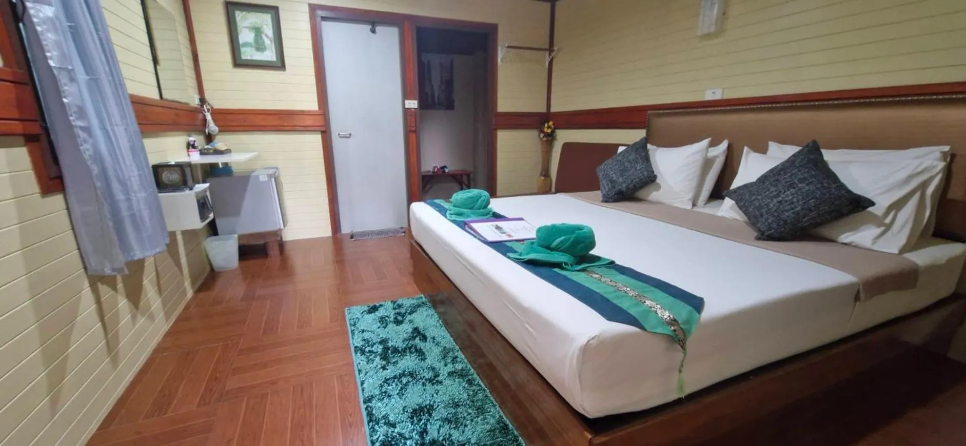 Bed in Khao Sok Royal Bamboo Lodges - SHA Certified