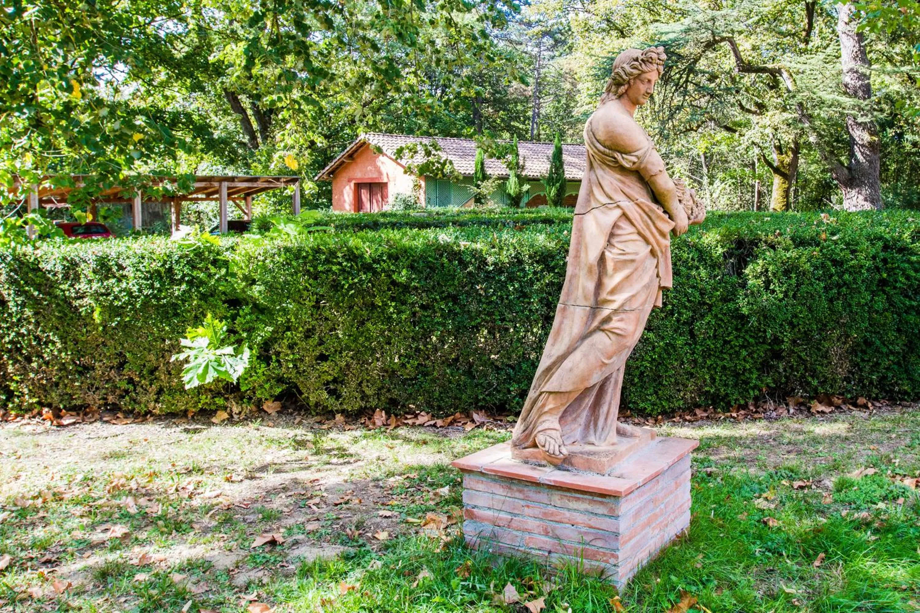 Domaine De Roucayrols