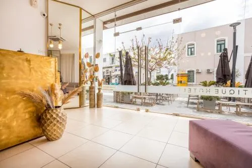 Coral Hotel - Hotelia Hospitality Group