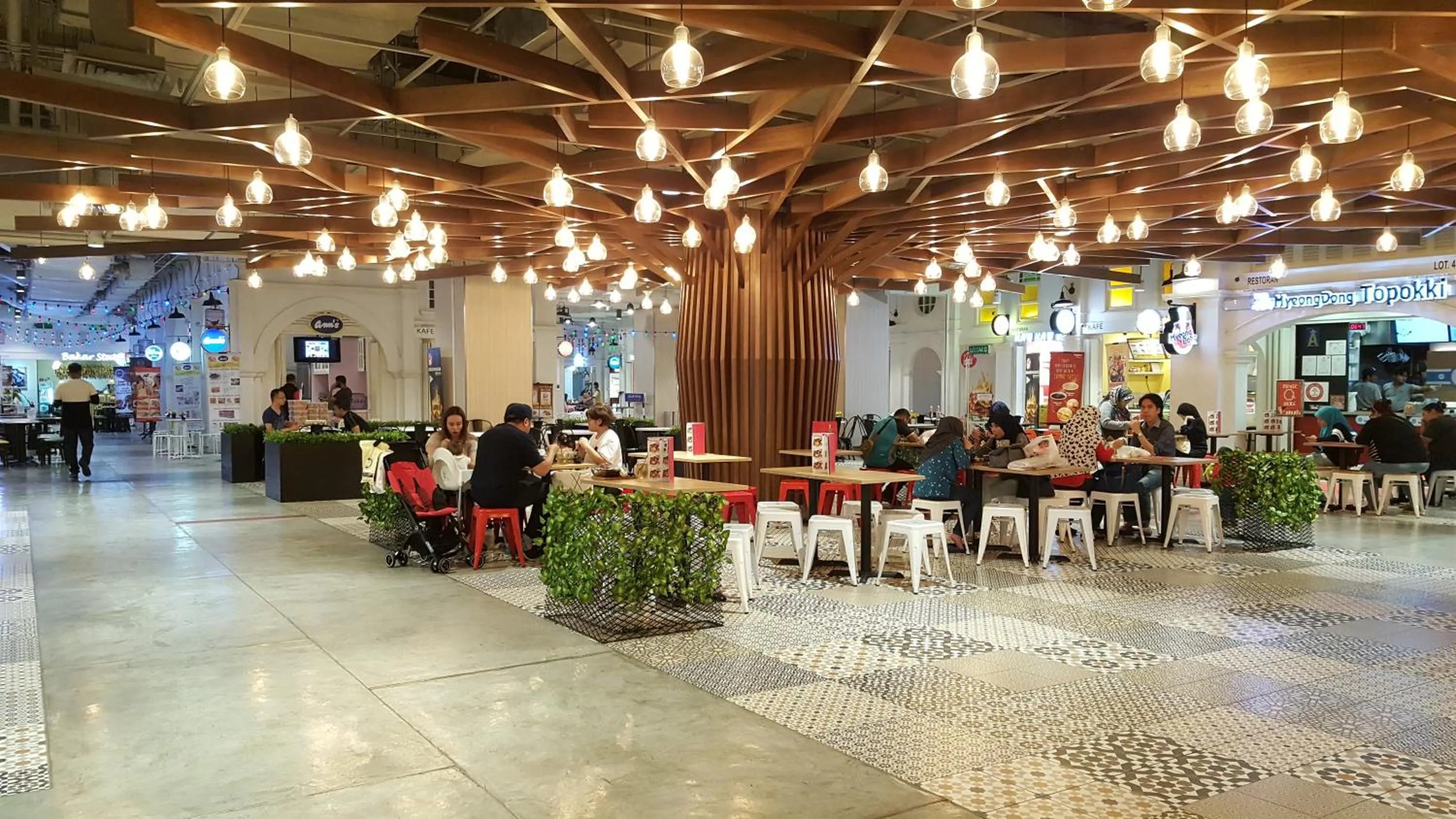 Shopping Area in Amazing KLCC View @ Regalia Residence