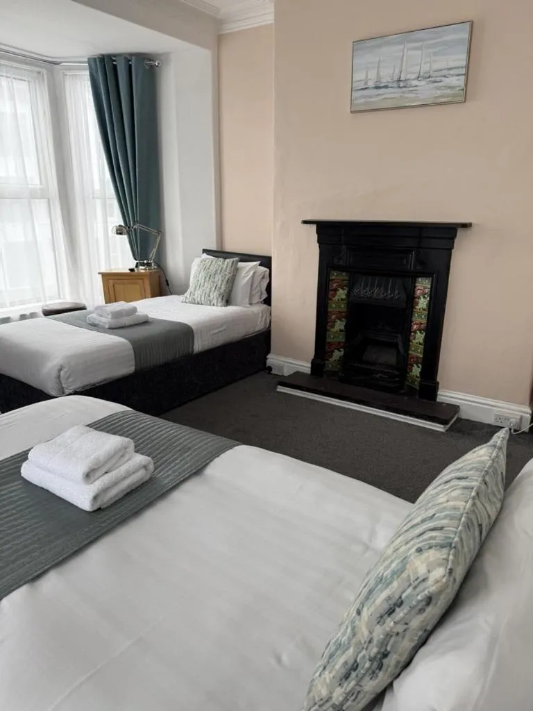 Bedroom, Bed in The Victoria Hotel