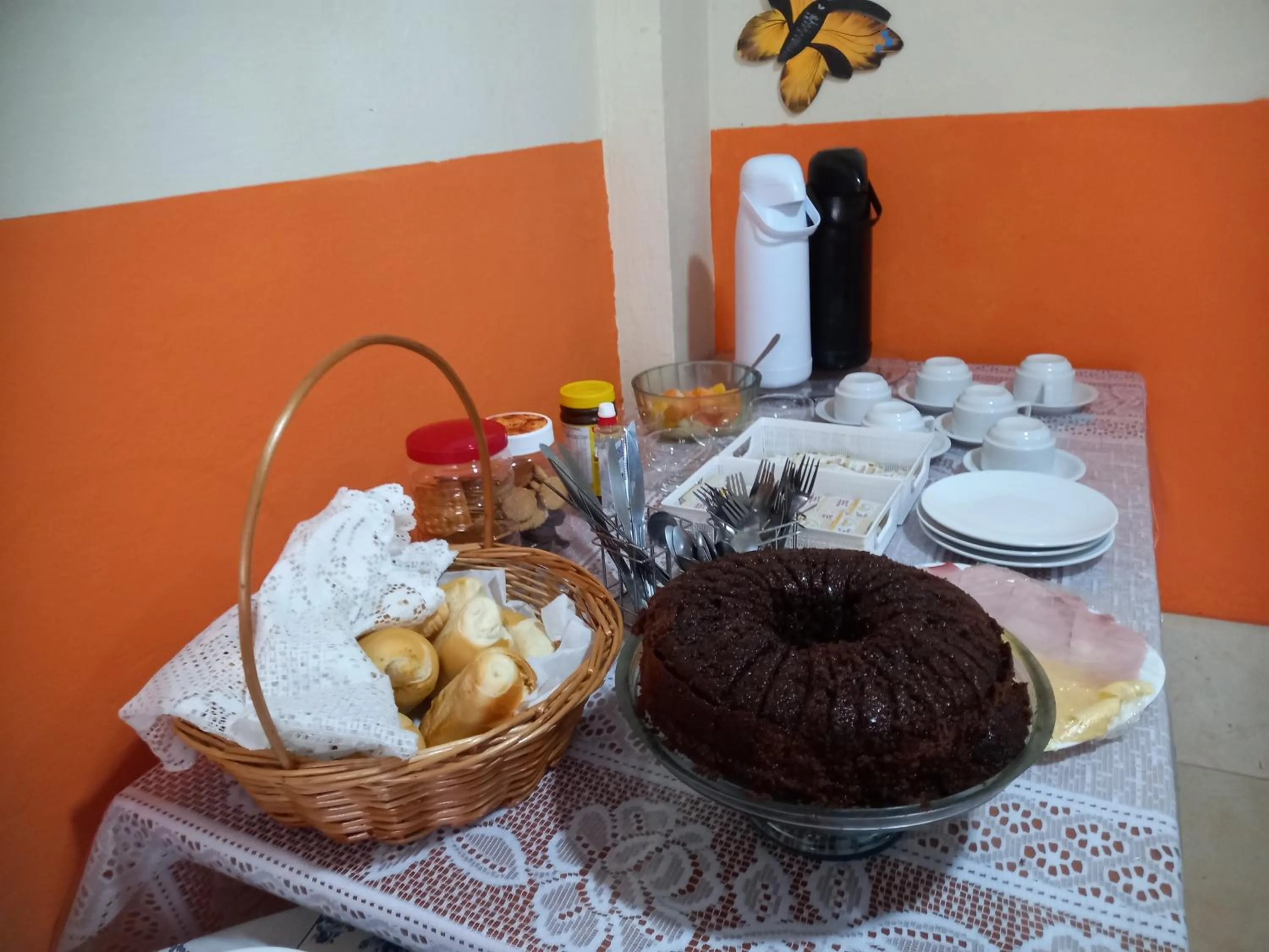 Breakfast in Quartos Em Casa In Caxias da Paraíso