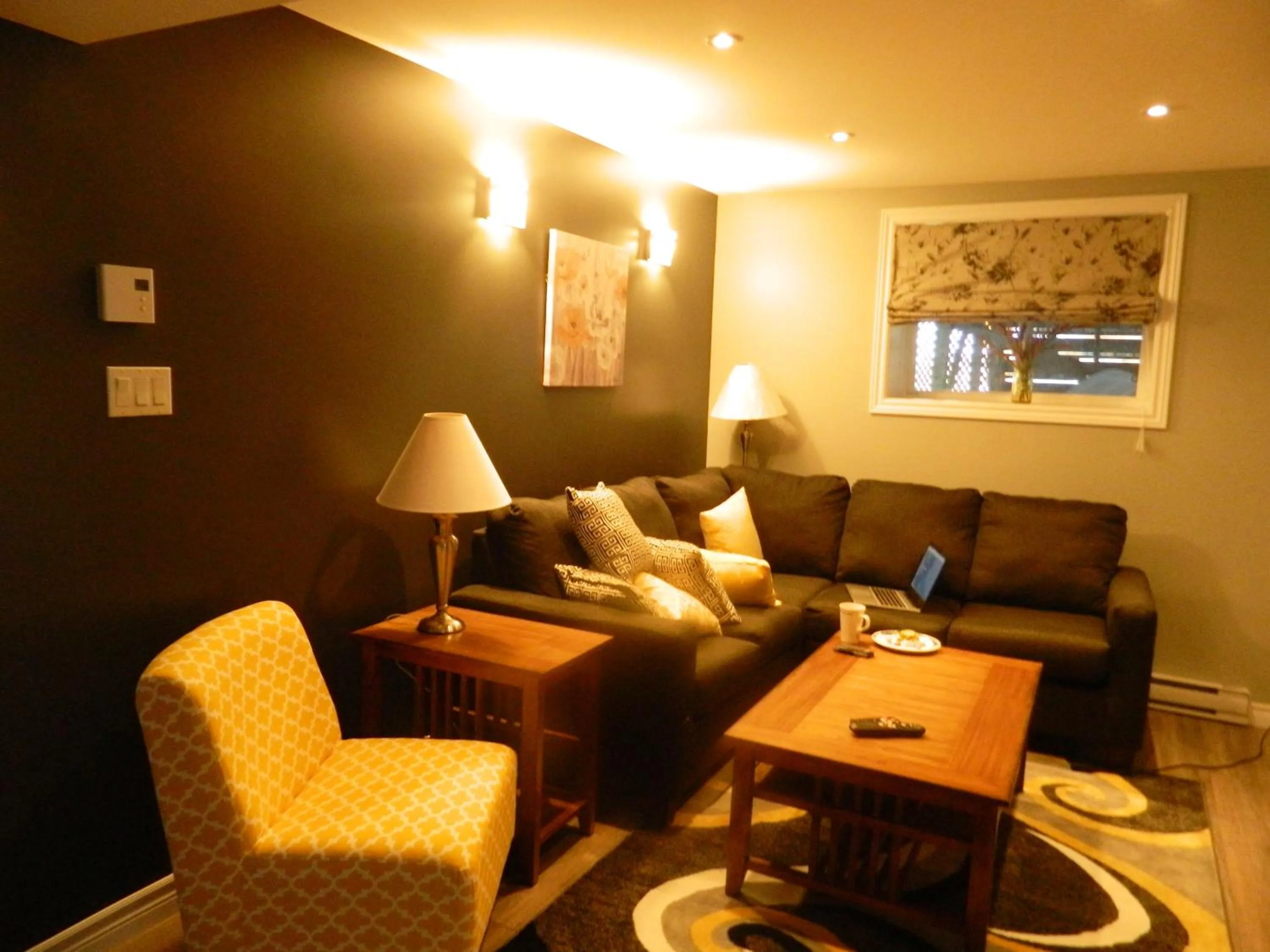 Seating area in Whitsha Inn B&B