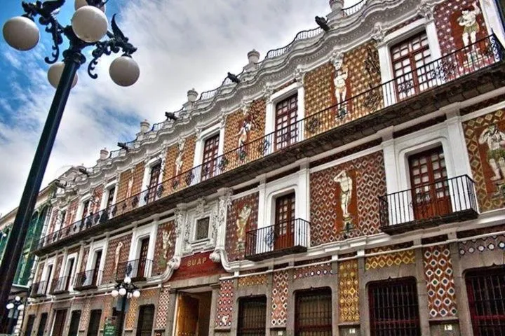 Nearby landmark in Metropolis Suites Ejecutivas