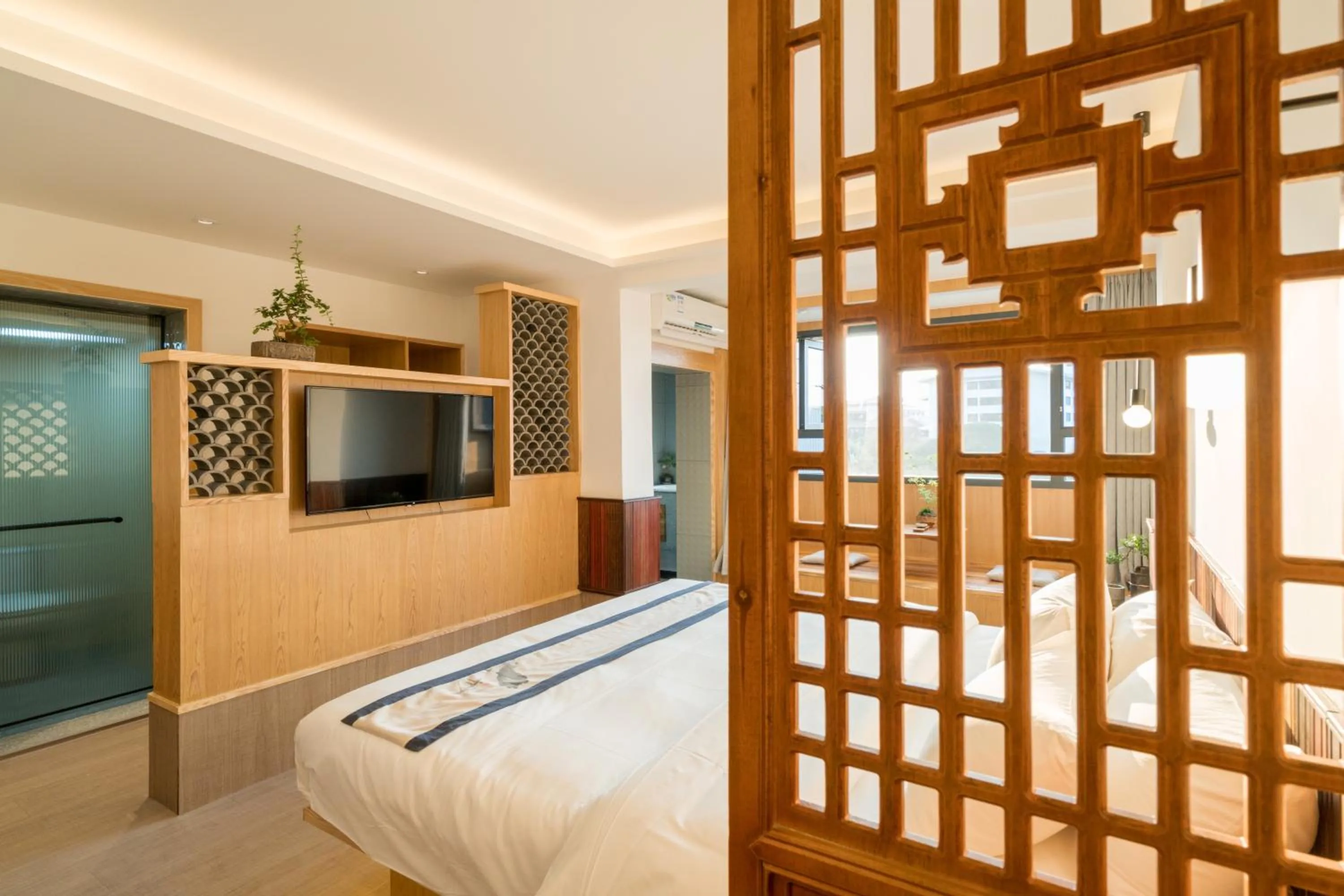 bunk bed, Bed in Zen Tea House Seven Stars Park