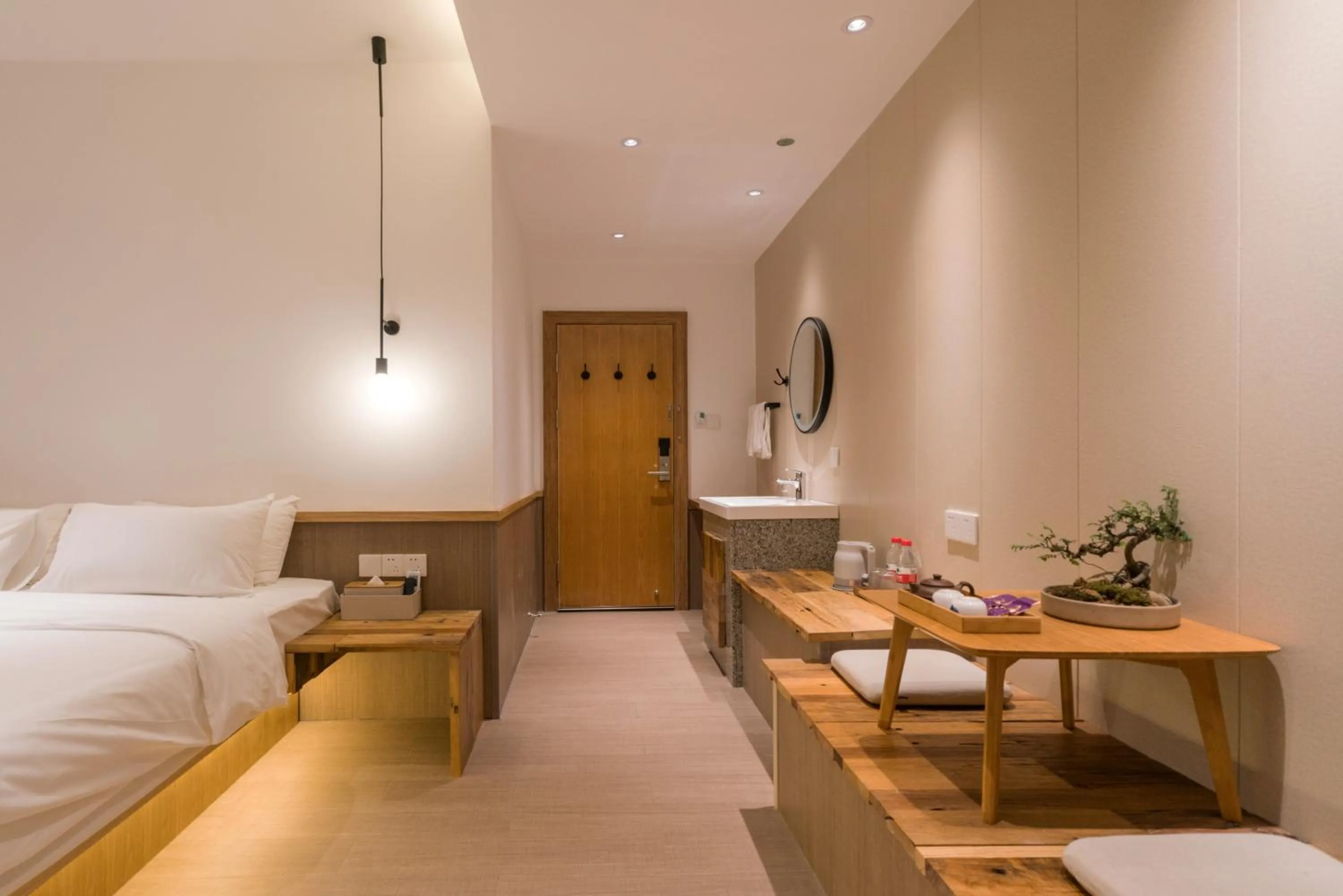 Coffee/tea facilities, Bed in Zen Tea House Seven Stars Park