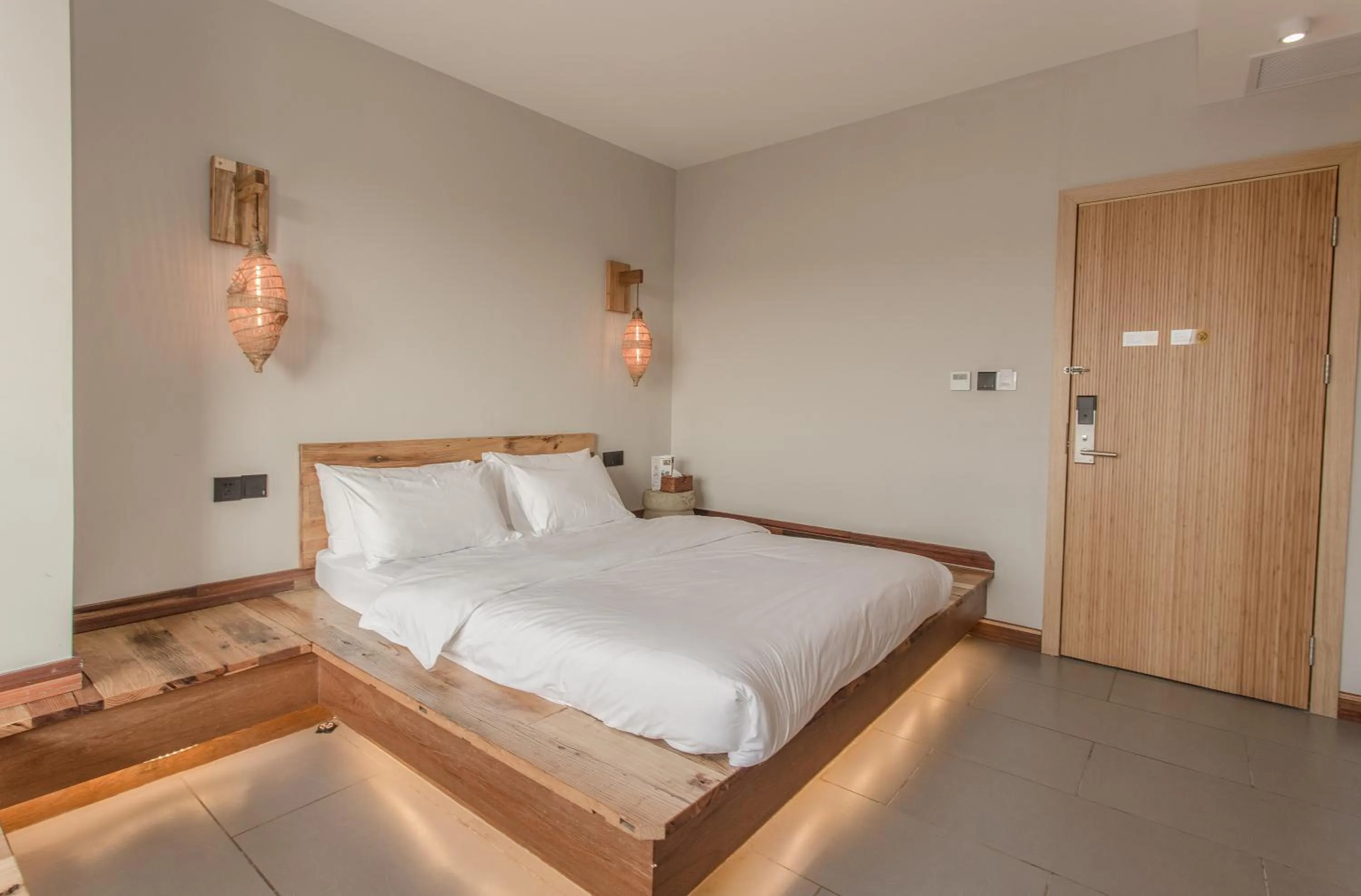 Photo of the whole room, Bed in Zen Tea House Seven Stars Park