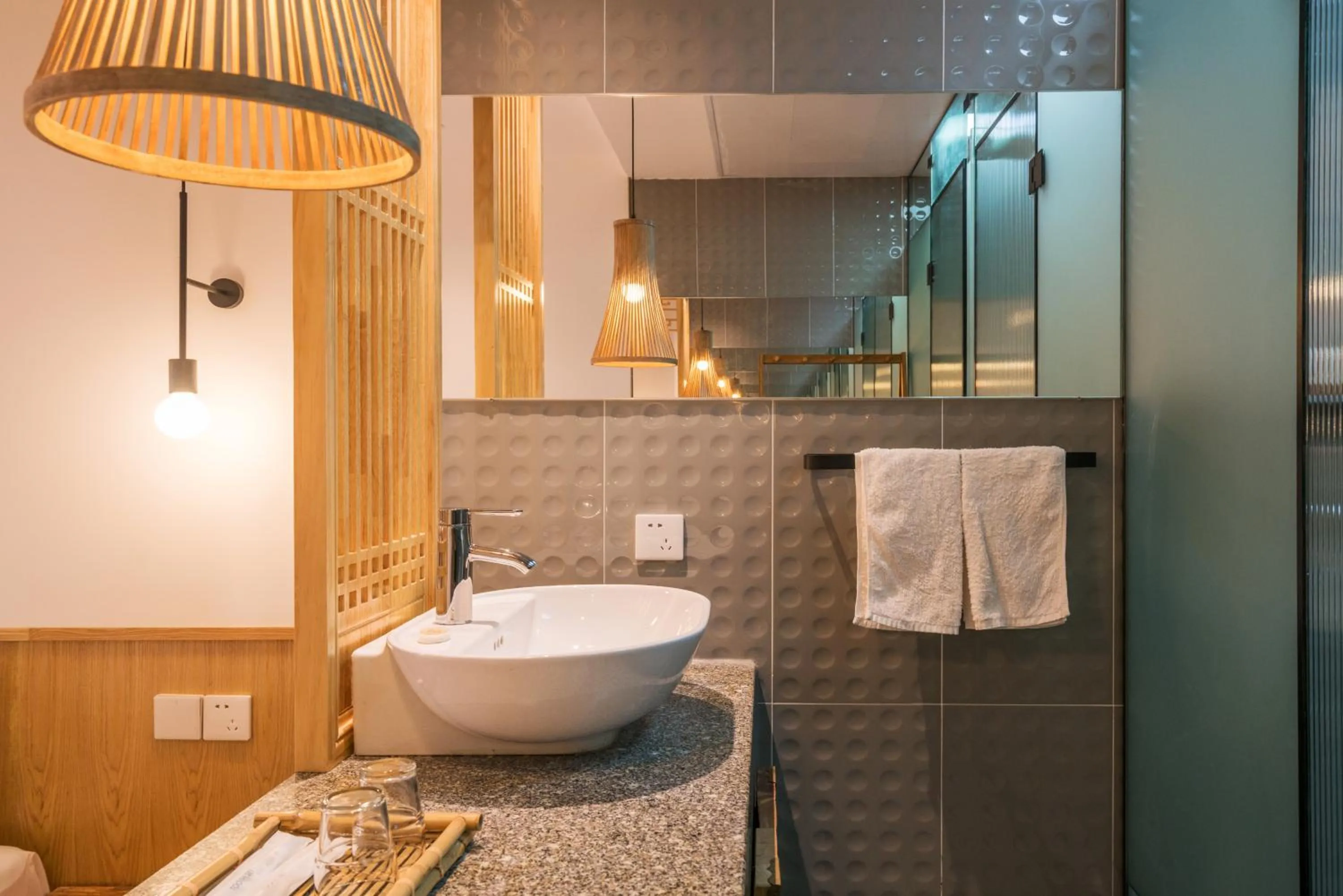 Bathroom in Zen Tea House Seven Stars Park