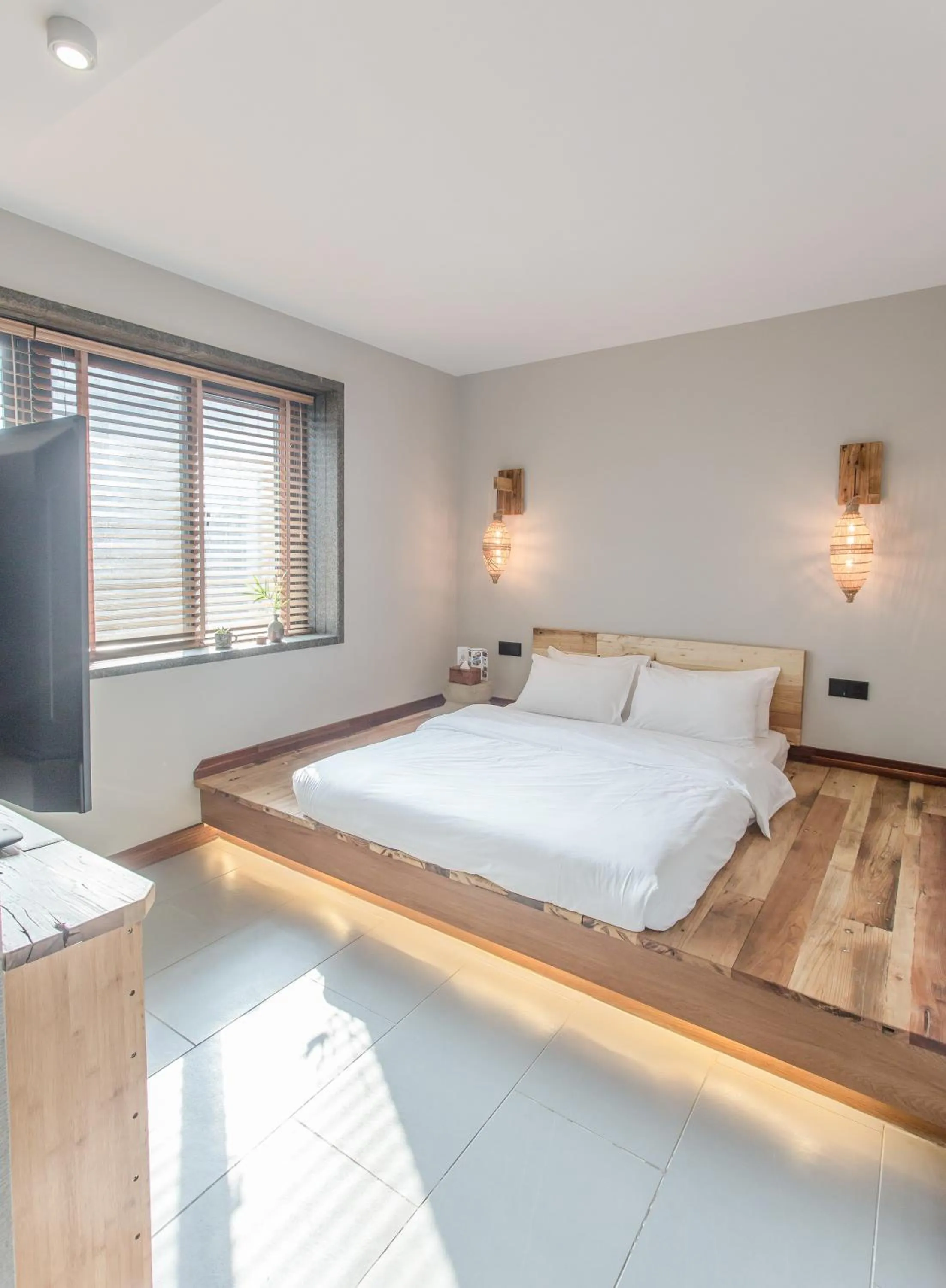 Photo of the whole room, Bed in Zen Tea House Seven Stars Park