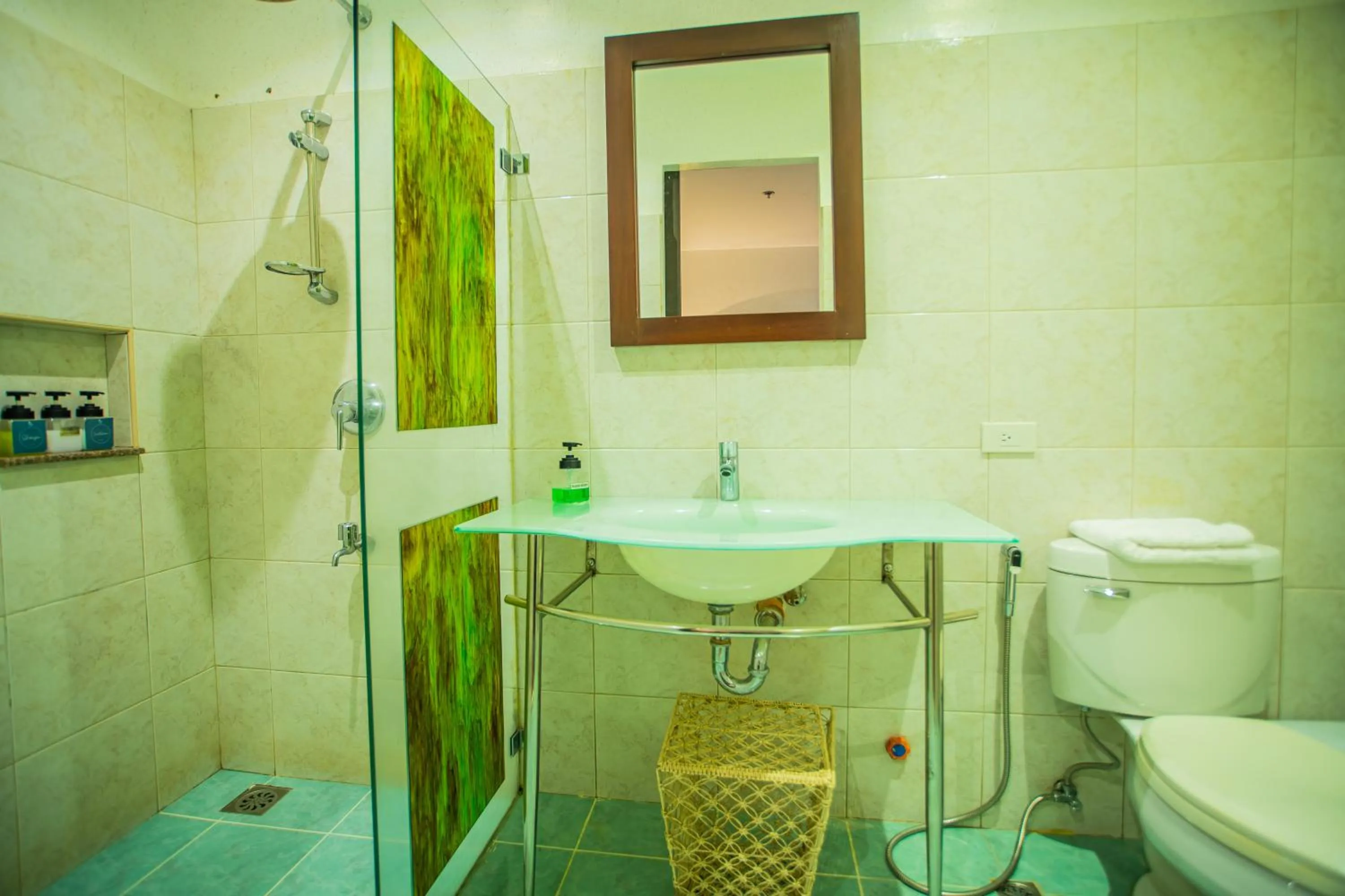 Deluxe Double Room with Ocean and Pool View in Club Agutaya