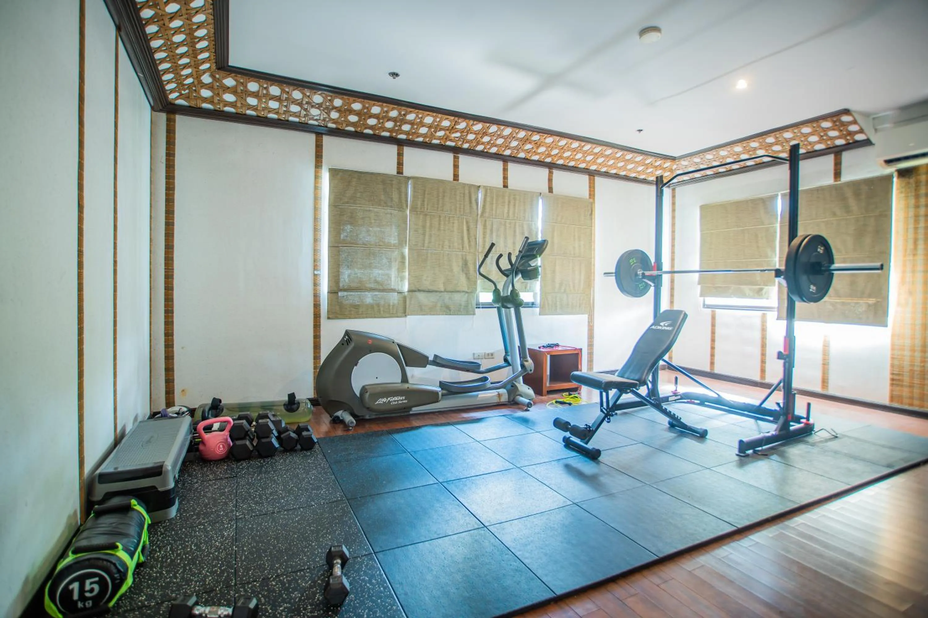 Property building in Club Agutaya