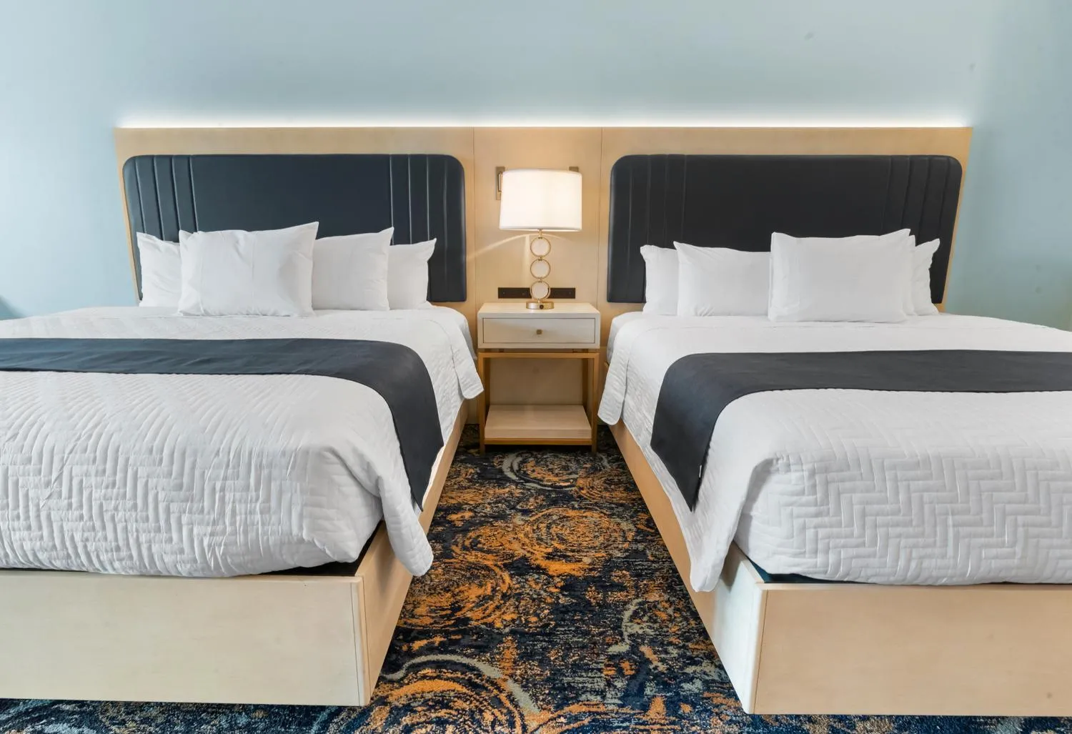 Bed in Harbor Suites at Harborwalk Village