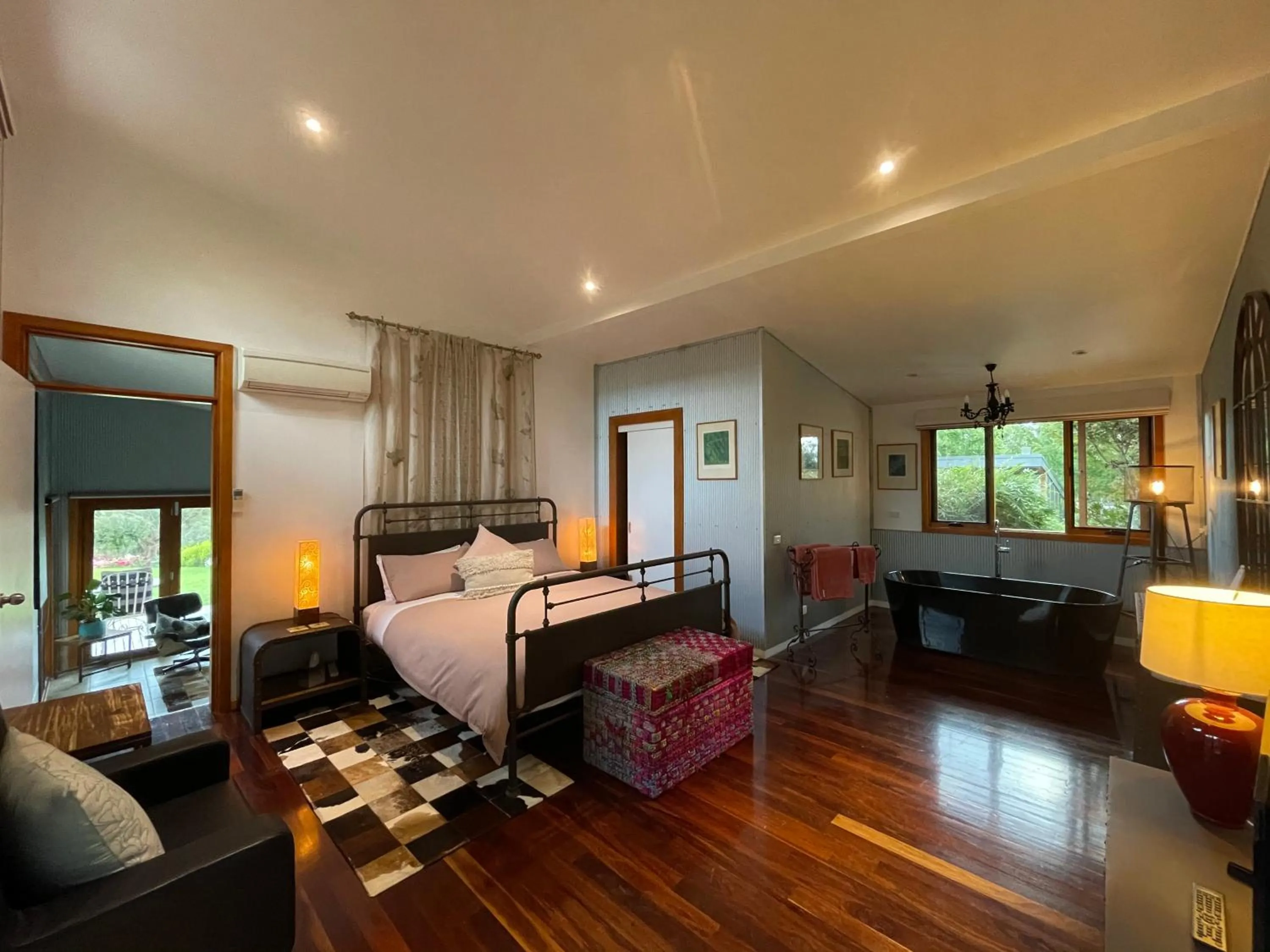 Photo of the whole room, Bed in The Studio - Yarra Valley