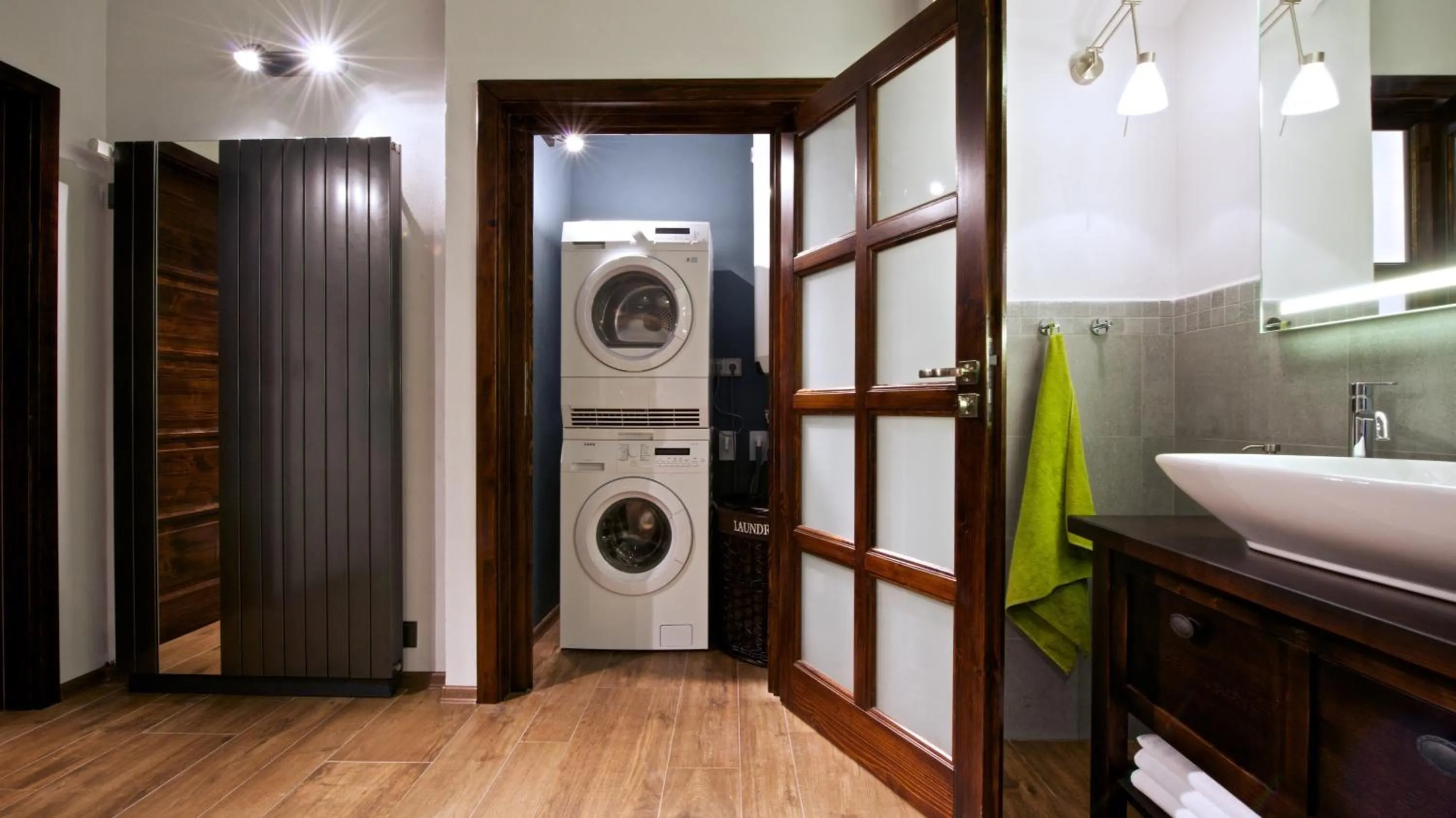 Bathroom in Redfoxapartment Central