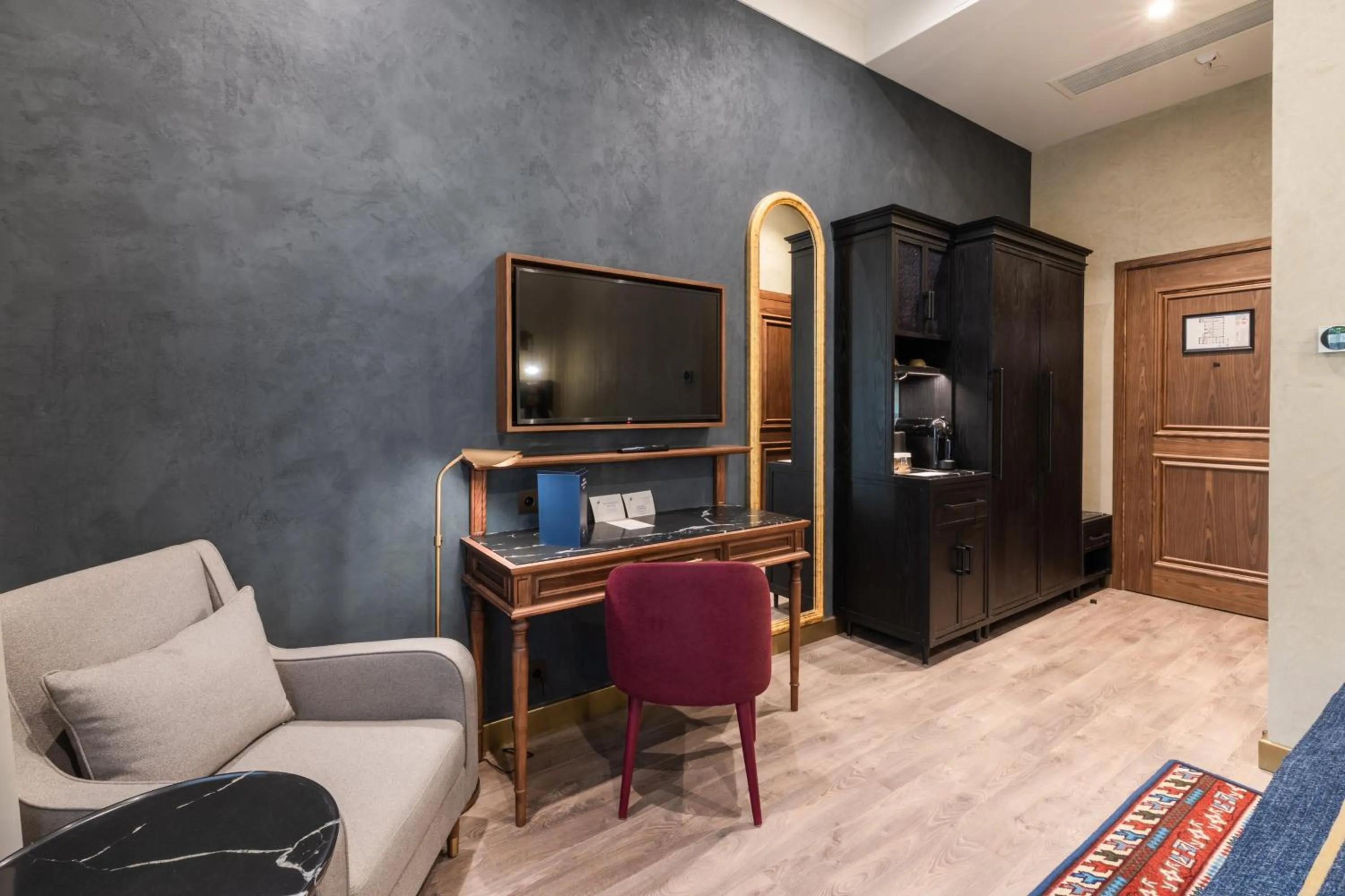 Photo of the whole room in Hotel Indigo Batumi - Old Town by IHG