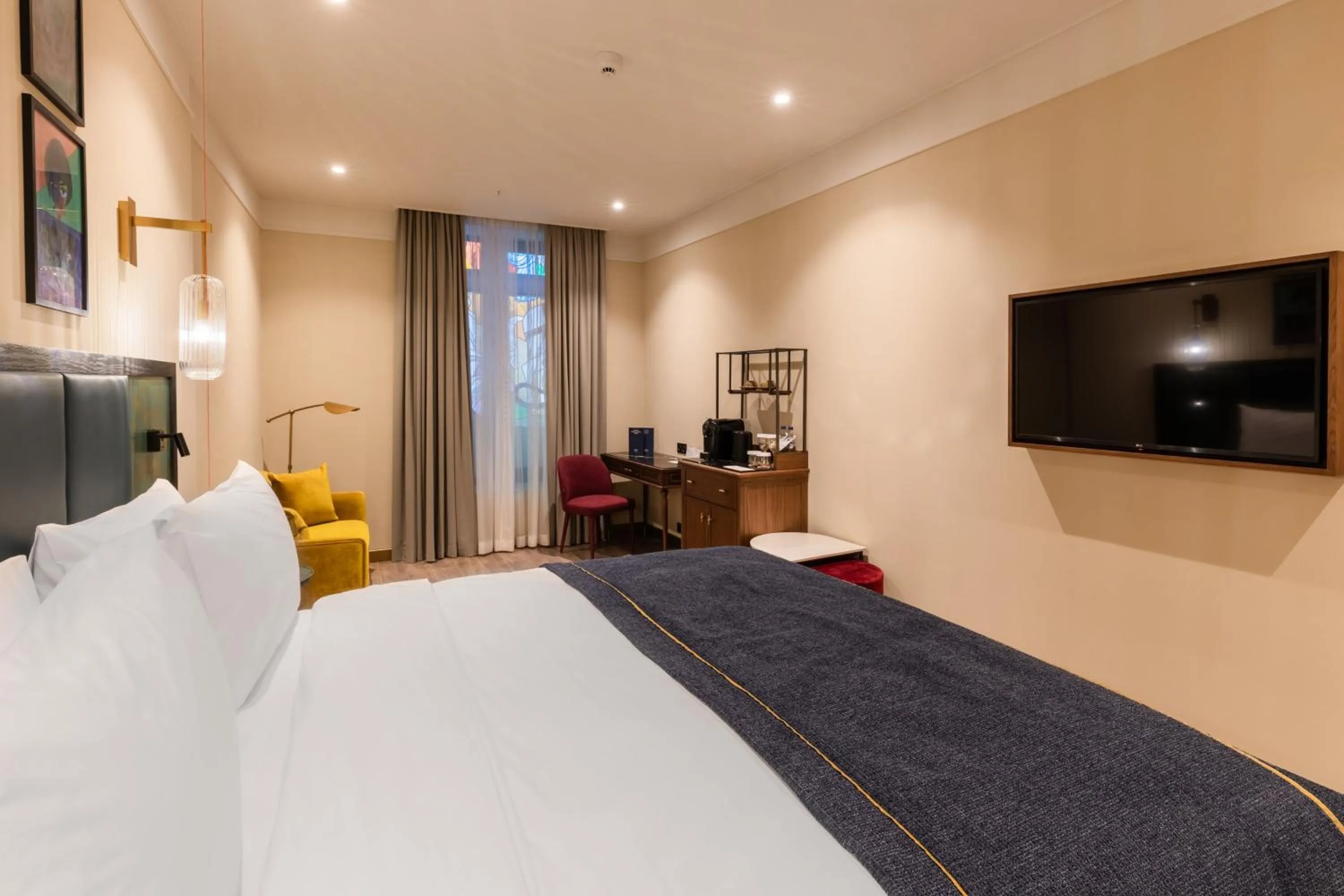 Photo of the whole room, Bed in Hotel Indigo Batumi - Old Town by IHG