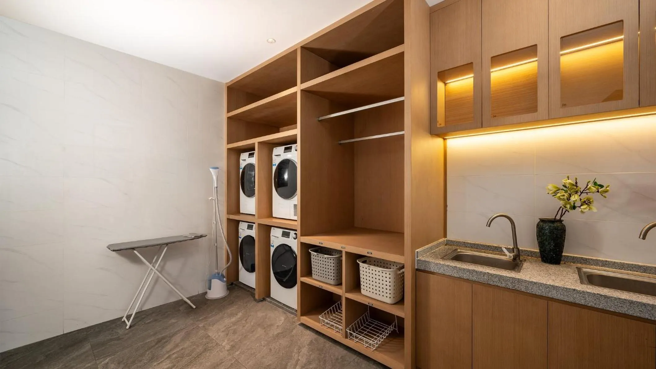 Other in Holiday Inn Express Guangzhou Baiyun Airport T2 by IHG