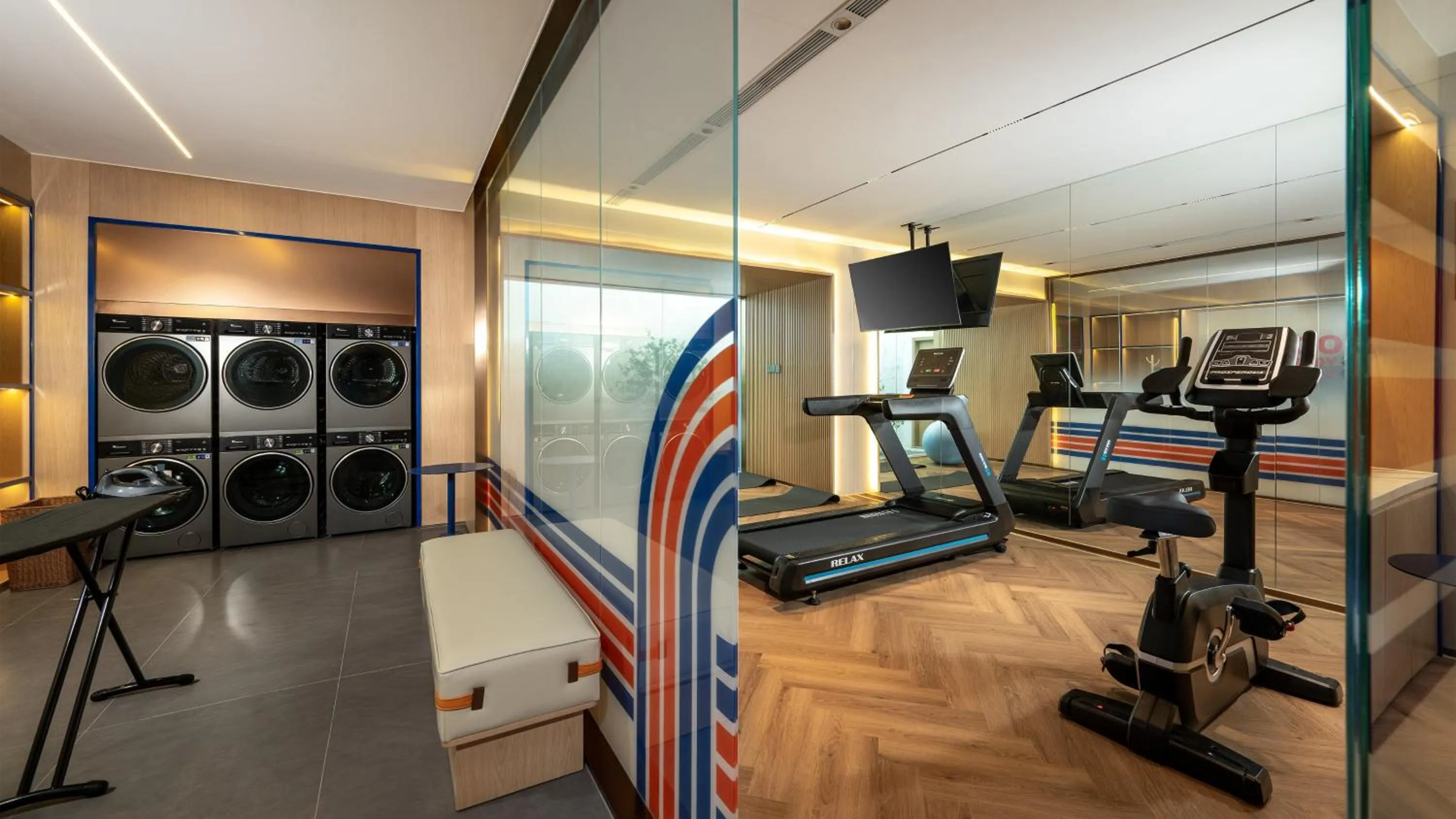 Fitness centre/facilities in Holiday Inn Express Shenzhen Sports Center by IHG