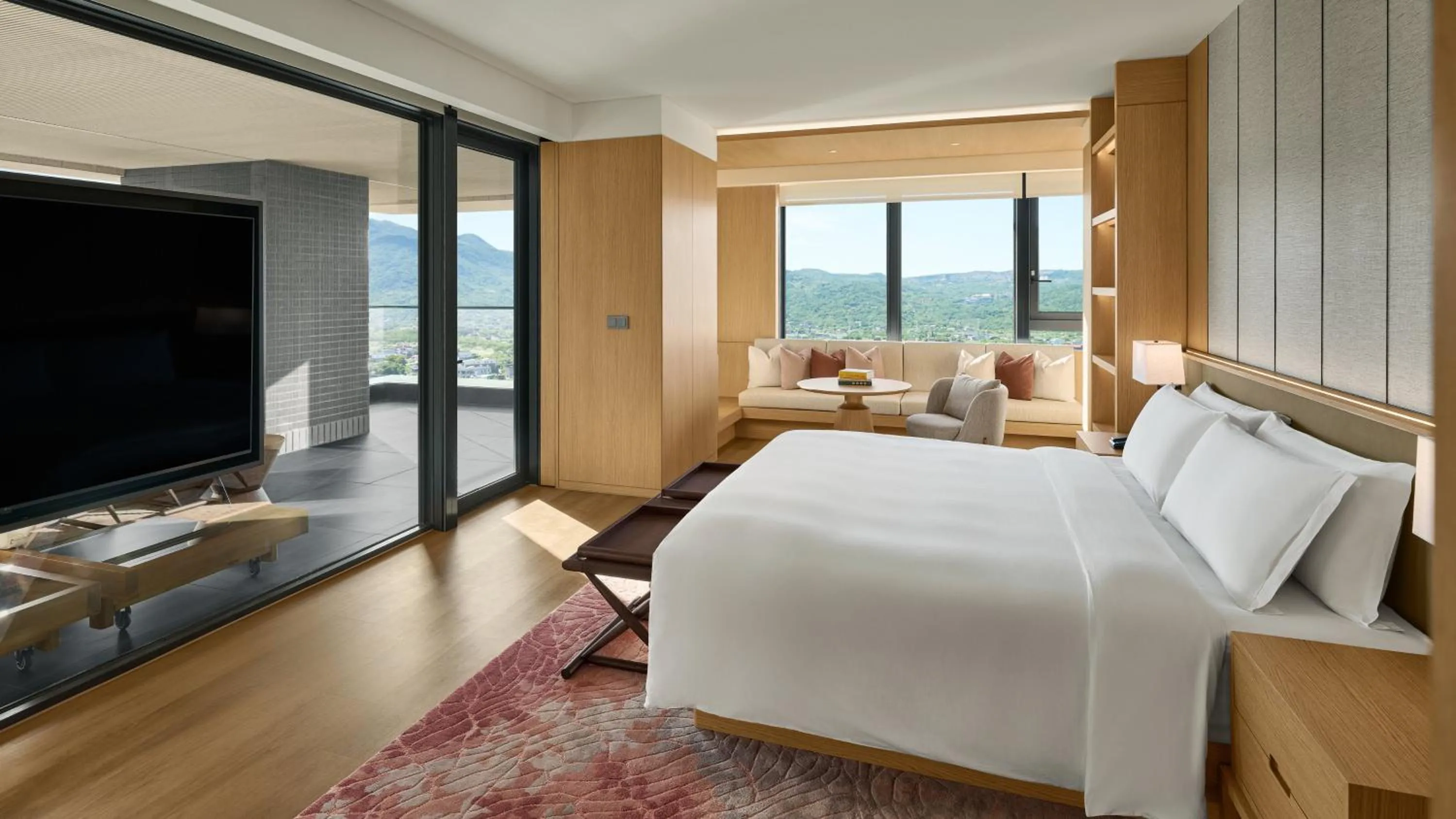 Photo of the whole room, Bed in InterContinental Hotels New Taipei Hot Spring by IHG