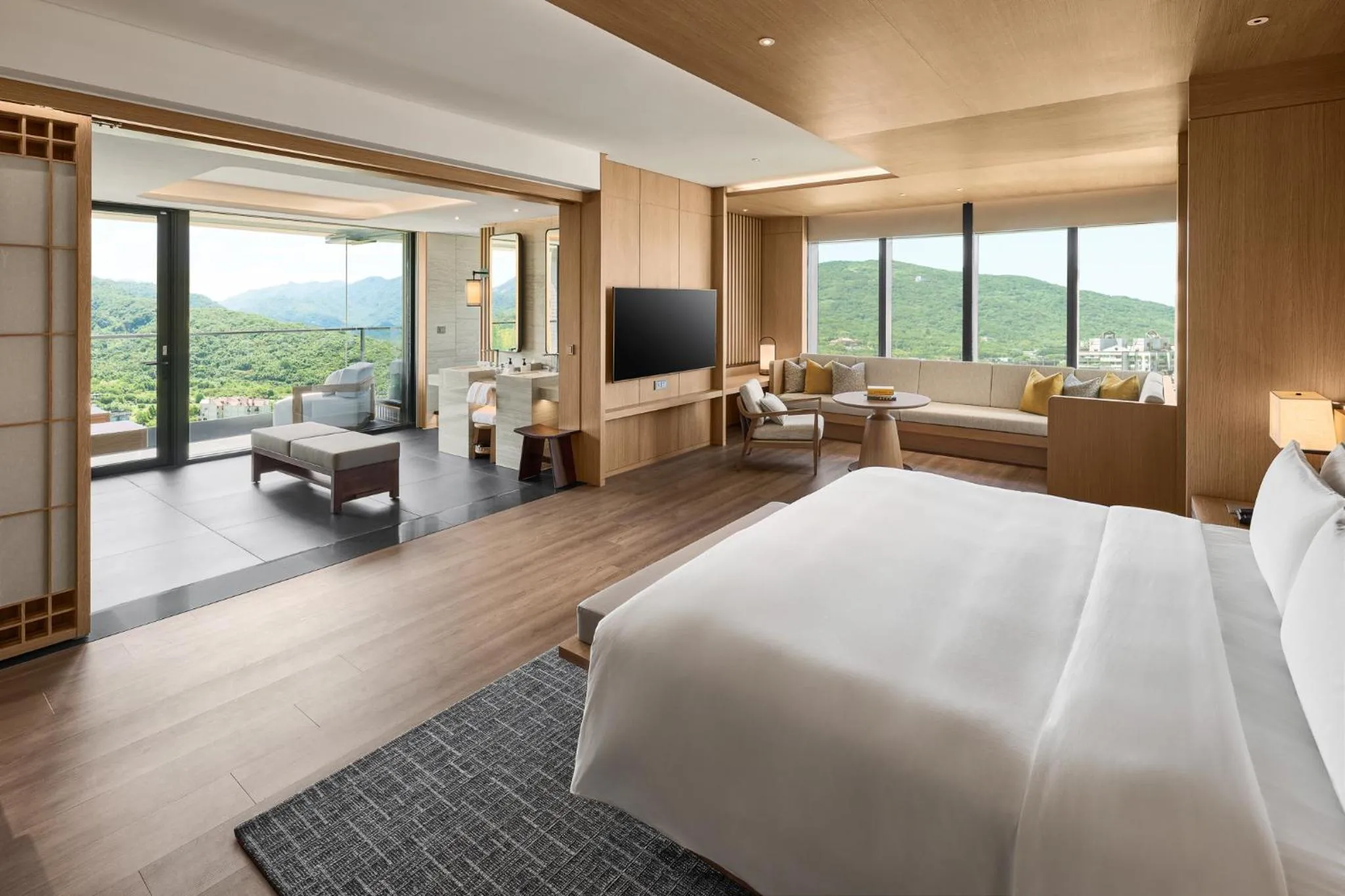 Photo of the whole room, Bed in InterContinental Hotels New Taipei Hot Spring by IHG