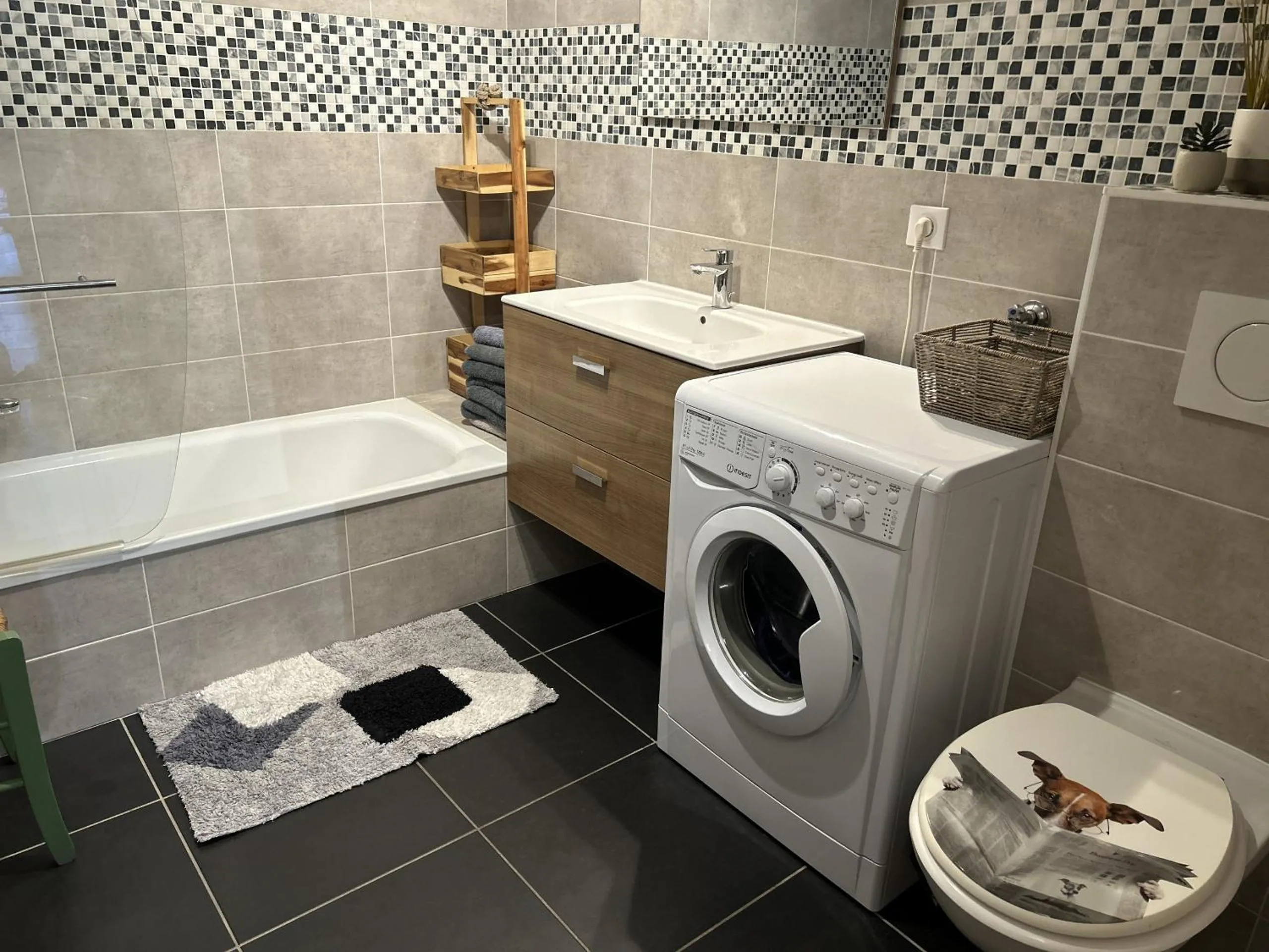 Apartment Rouge Gorge