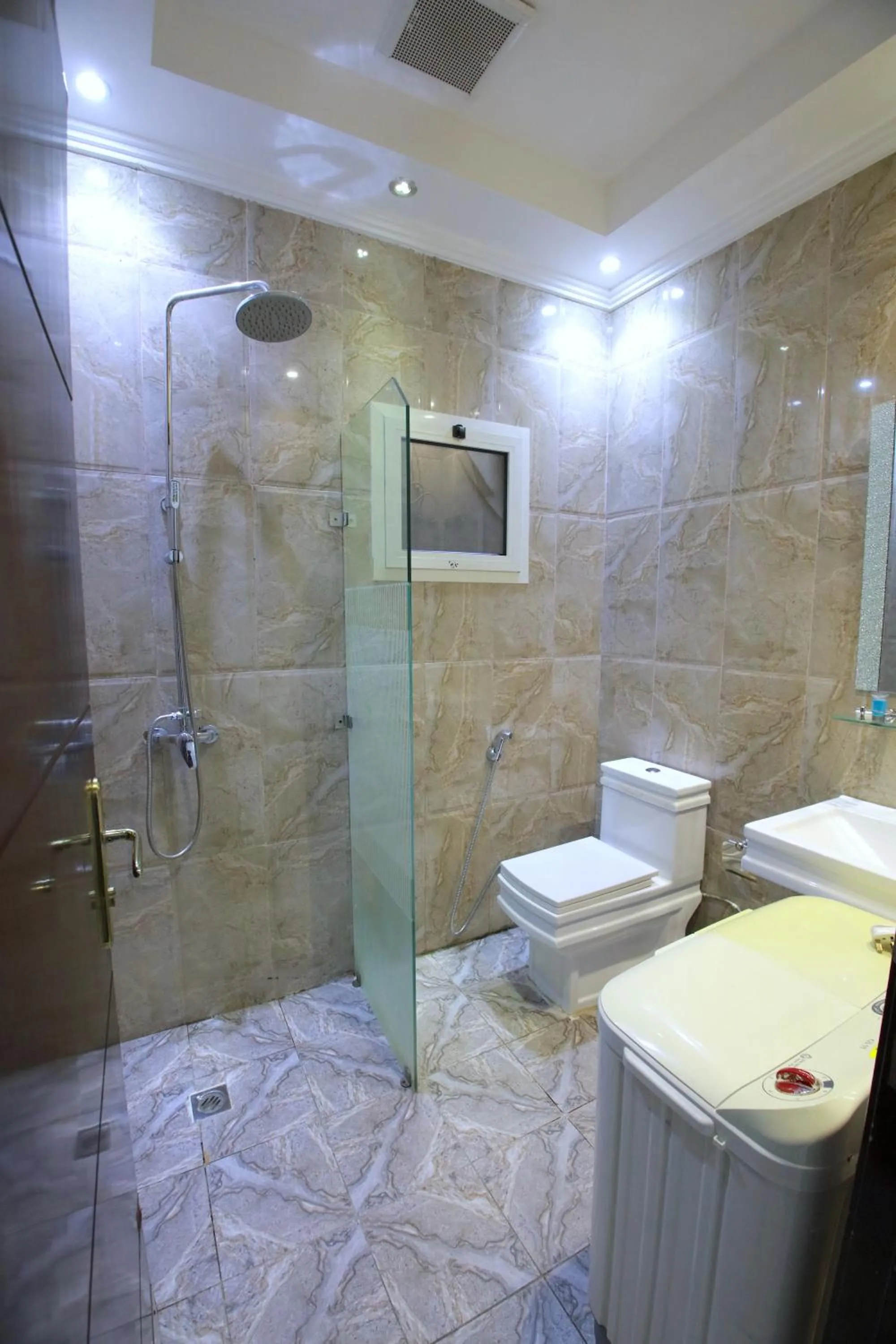 Bathroom in Developed view Hotel