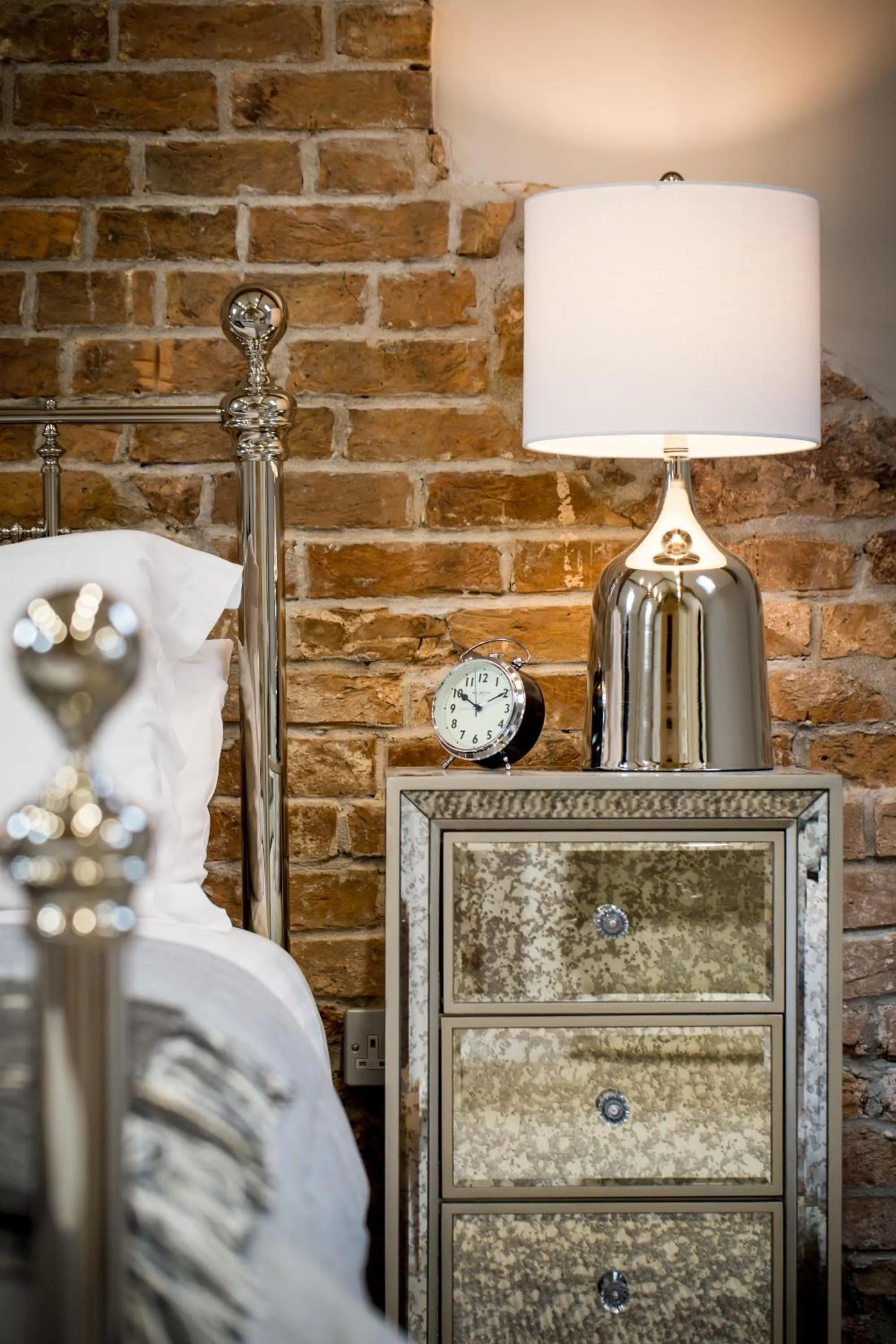 Bedroom, Bed in Darlington Arms