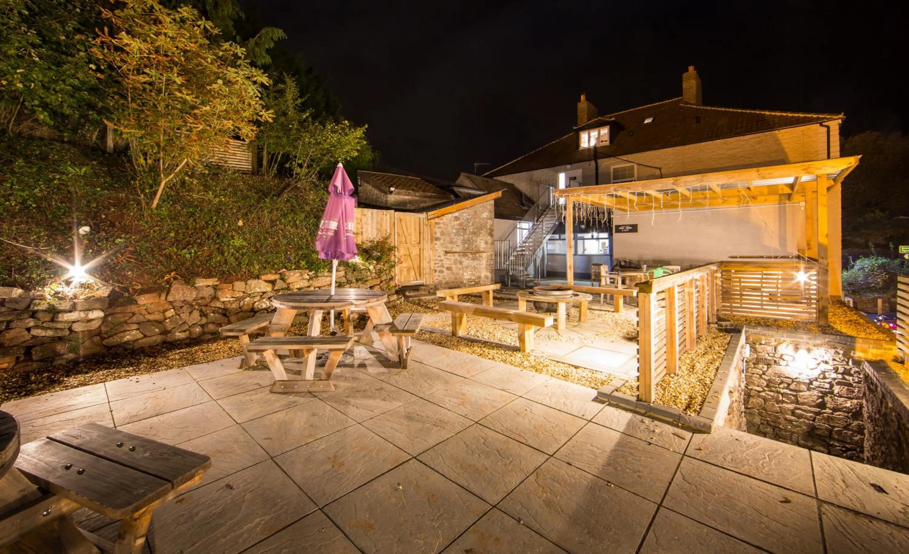 Property building in Darlington Arms