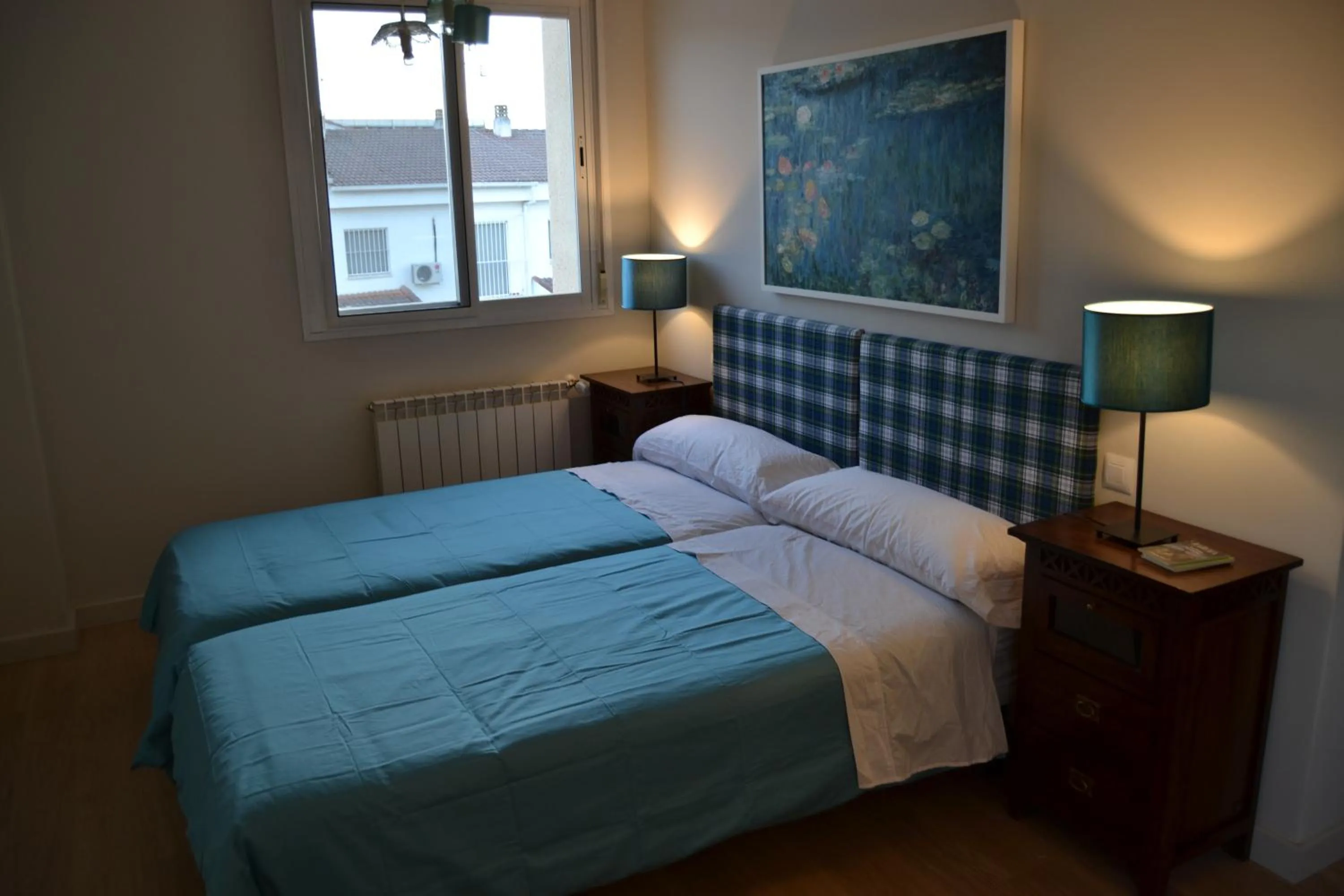 Bedroom, Bed in Apartamento Tíbula Teatro Parking